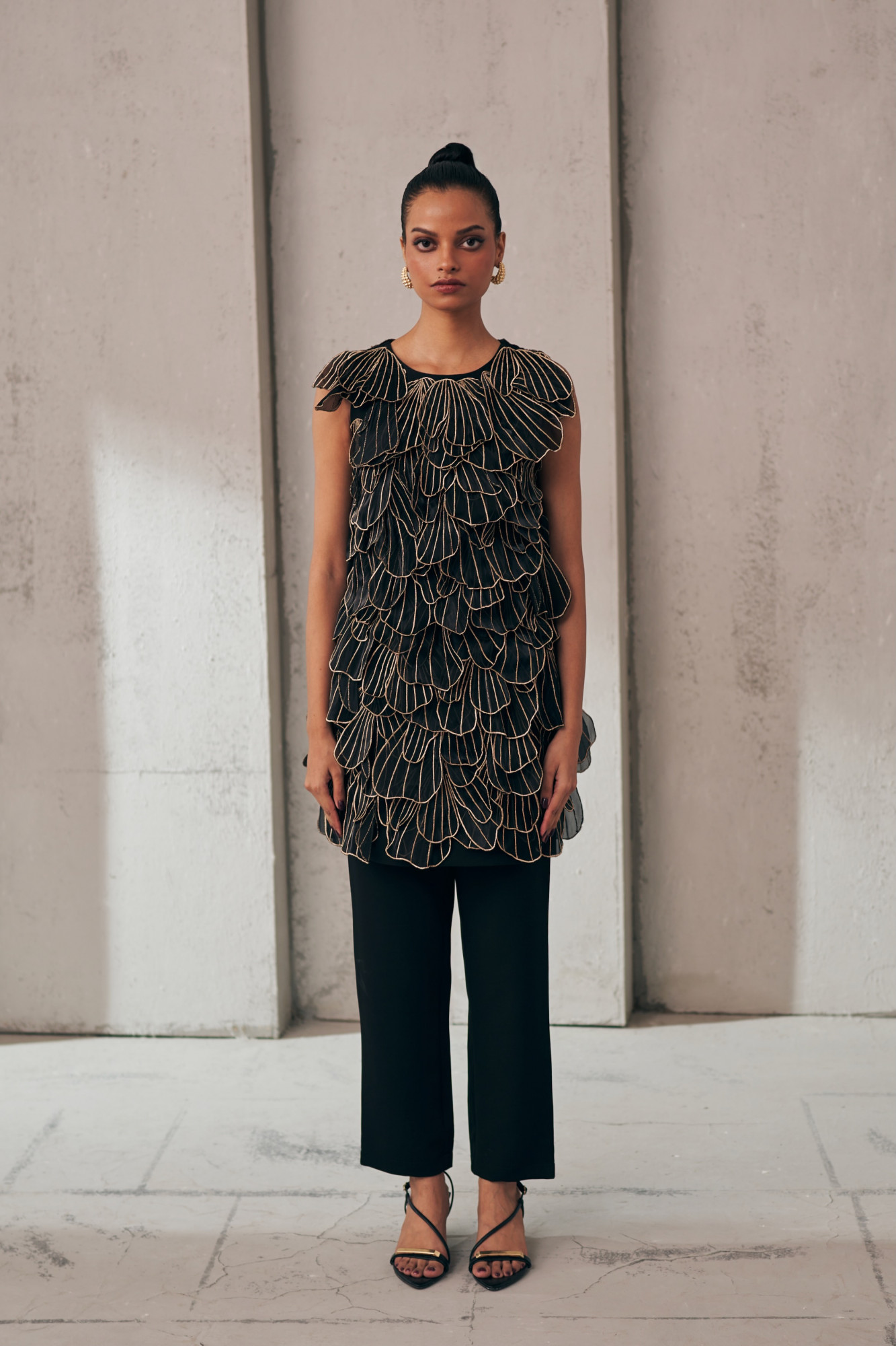 MIDNIGHT MIRAGE BLACK PETAL DRIFT TUNIC PANT CO-ORD SET