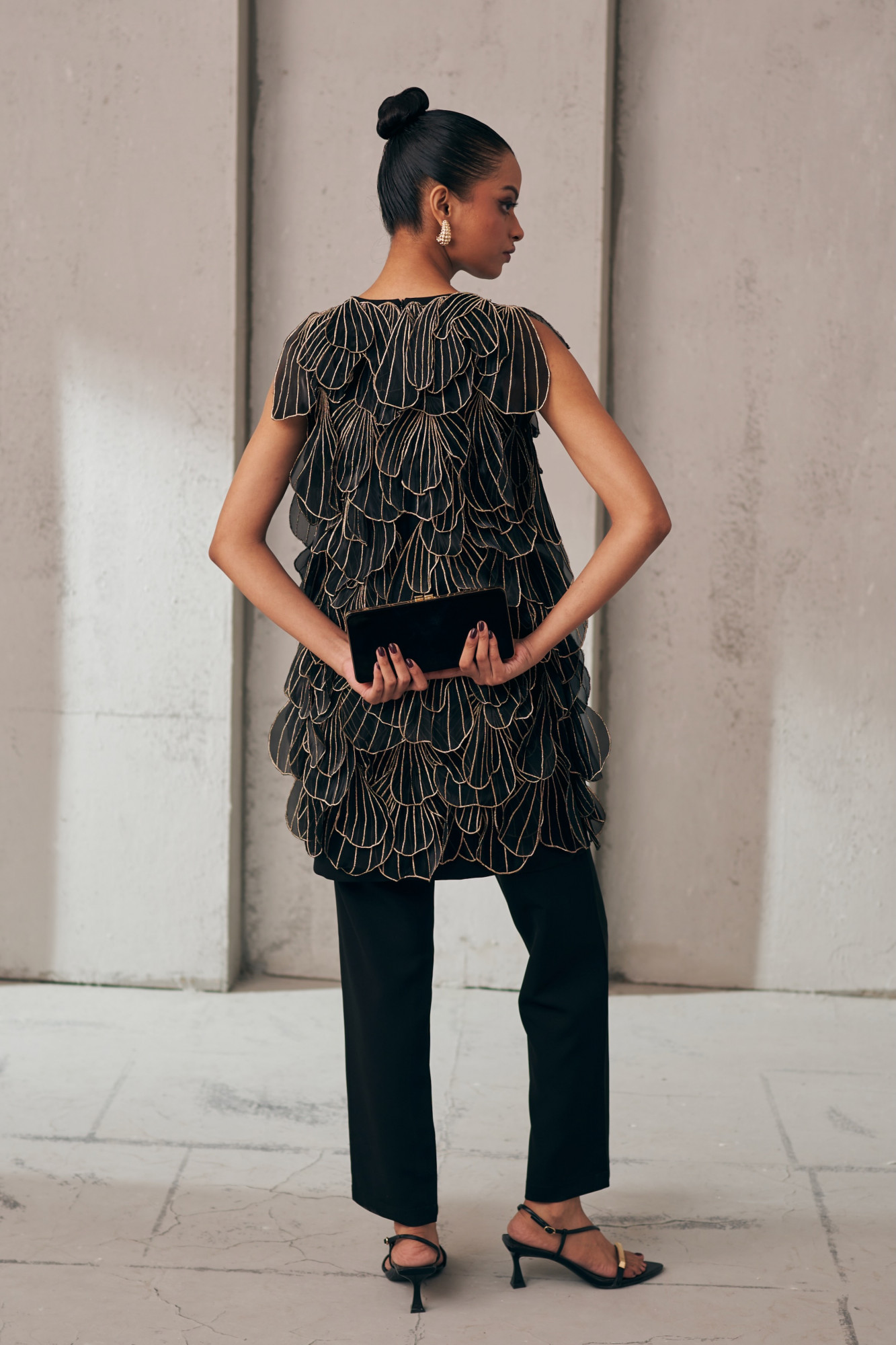 MIDNIGHT MIRAGE BLACK PETAL DRIFT TUNIC PANT CO-ORD SET