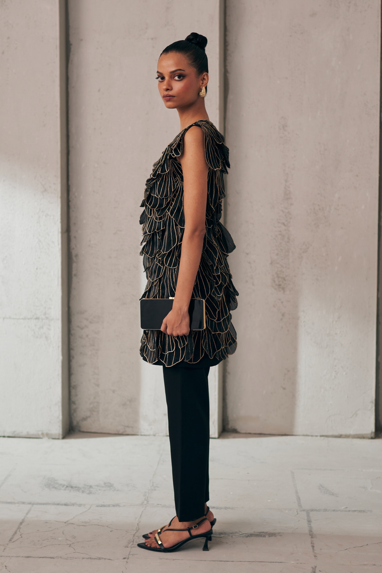 MIDNIGHT MIRAGE BLACK PETAL DRIFT TUNIC PANT CO-ORD SET