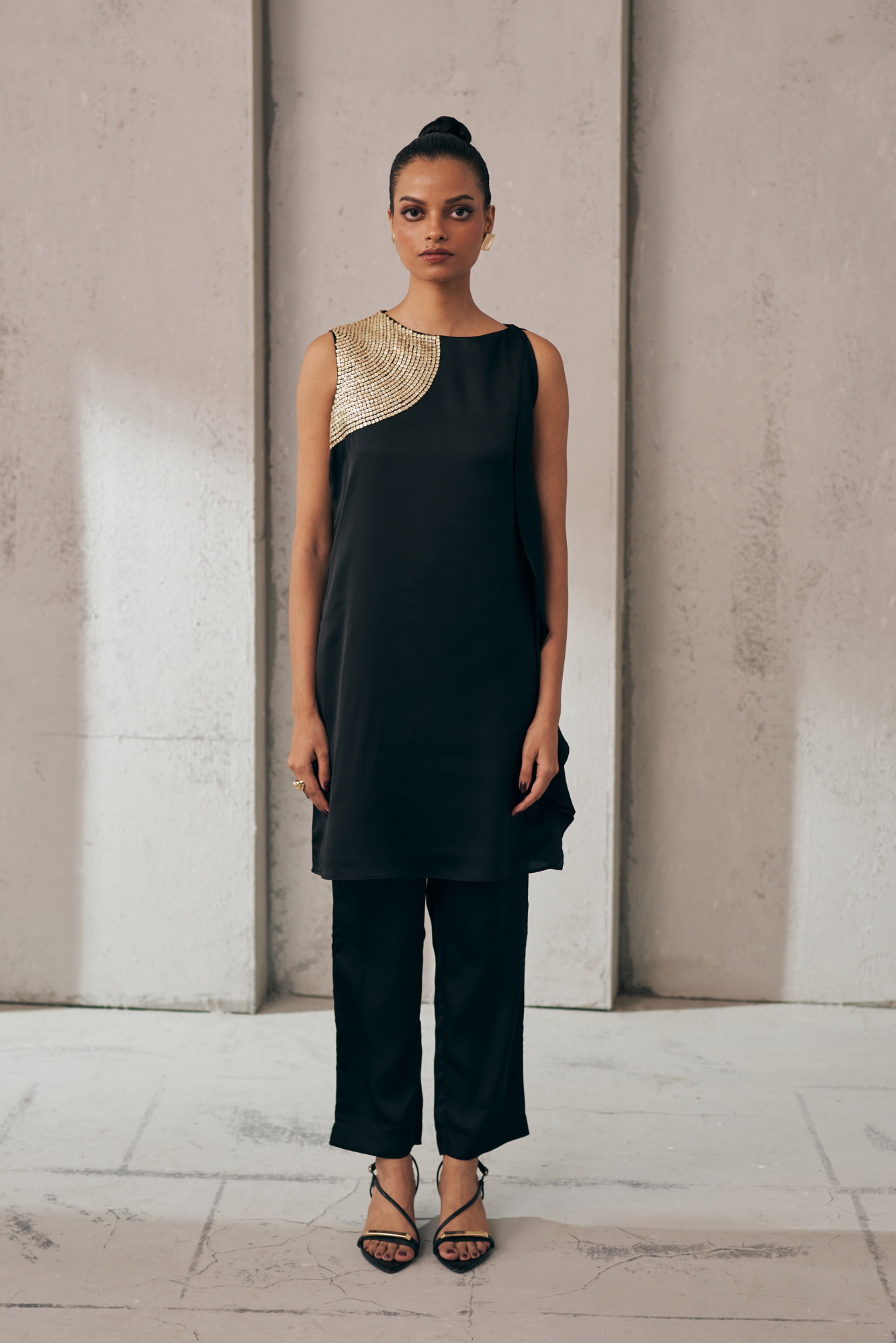 MIDNIGHT MIRAGE GILDED SHOULDER BLACK CO-ORD SET