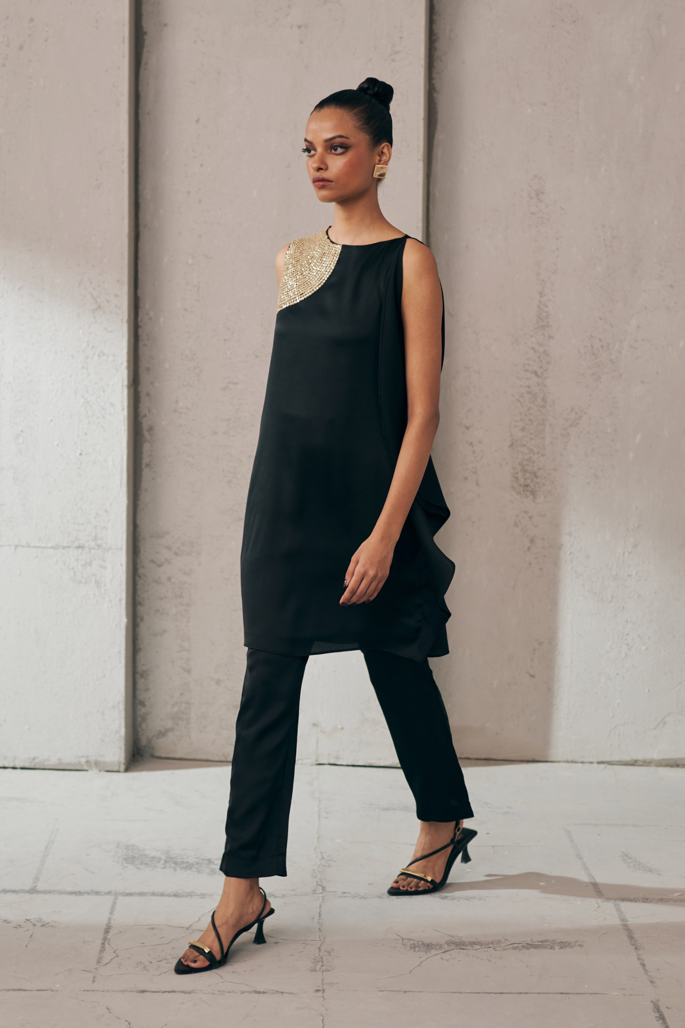 MIDNIGHT MIRAGE GILDED SHOULDER BLACK CO-ORD SET