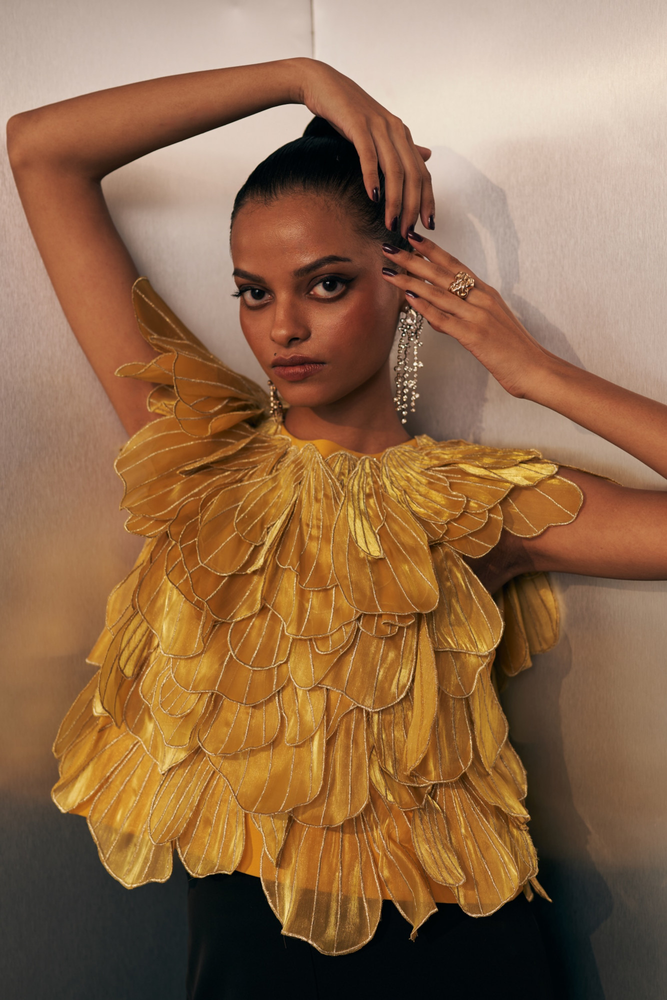 MIDNIGHT MIRAGE PETAL DRIFT YELLOW TOP