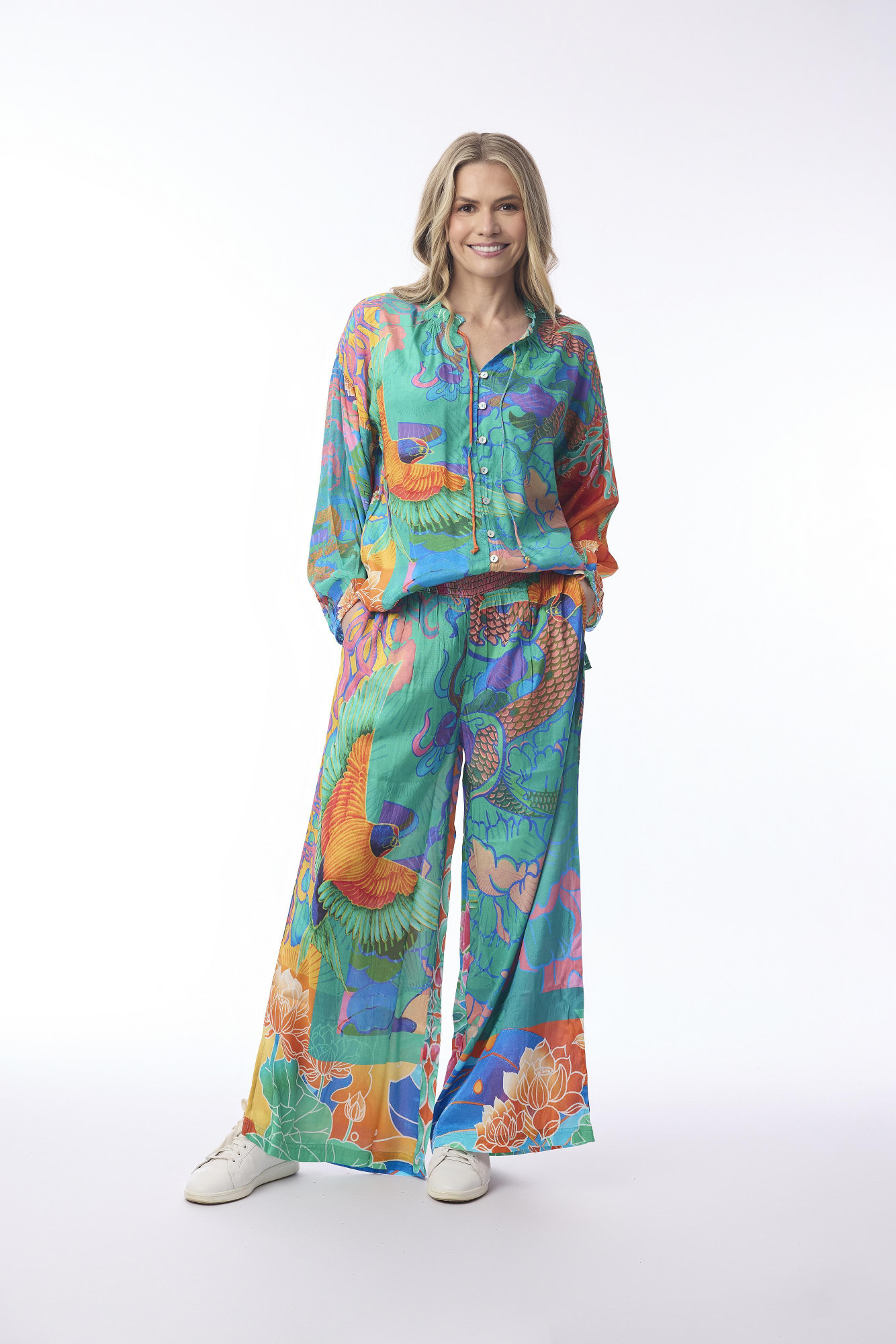 Digital Top r-neck button thru Oriental