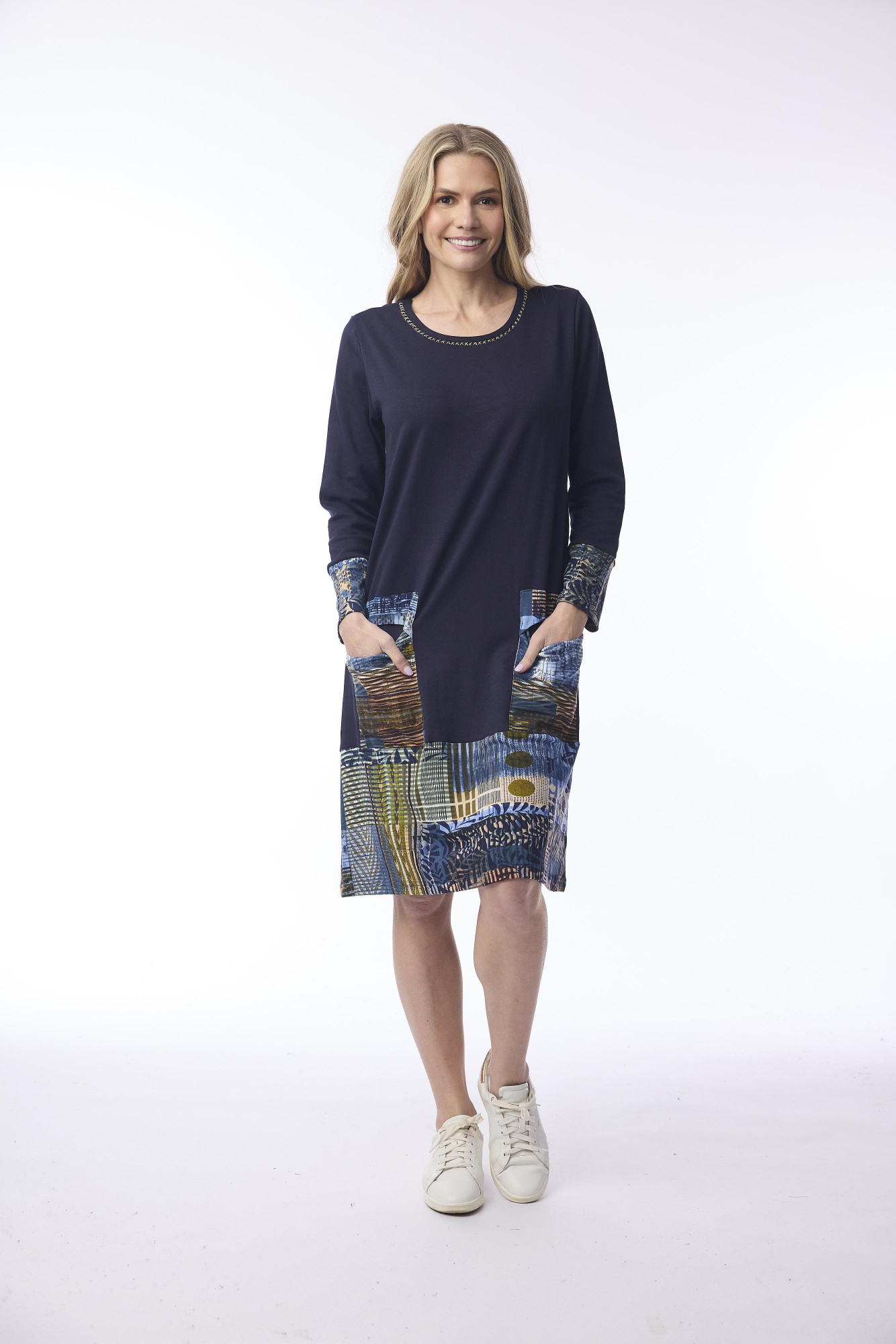 Isfahan Dress Patch Solid Body Print