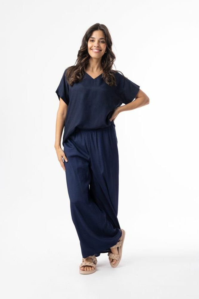 Lux Top V Neck Short Sleeve Navy