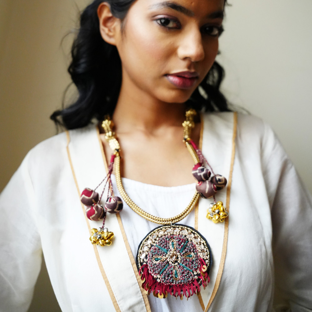 Image of Zeenat Hasli necklace