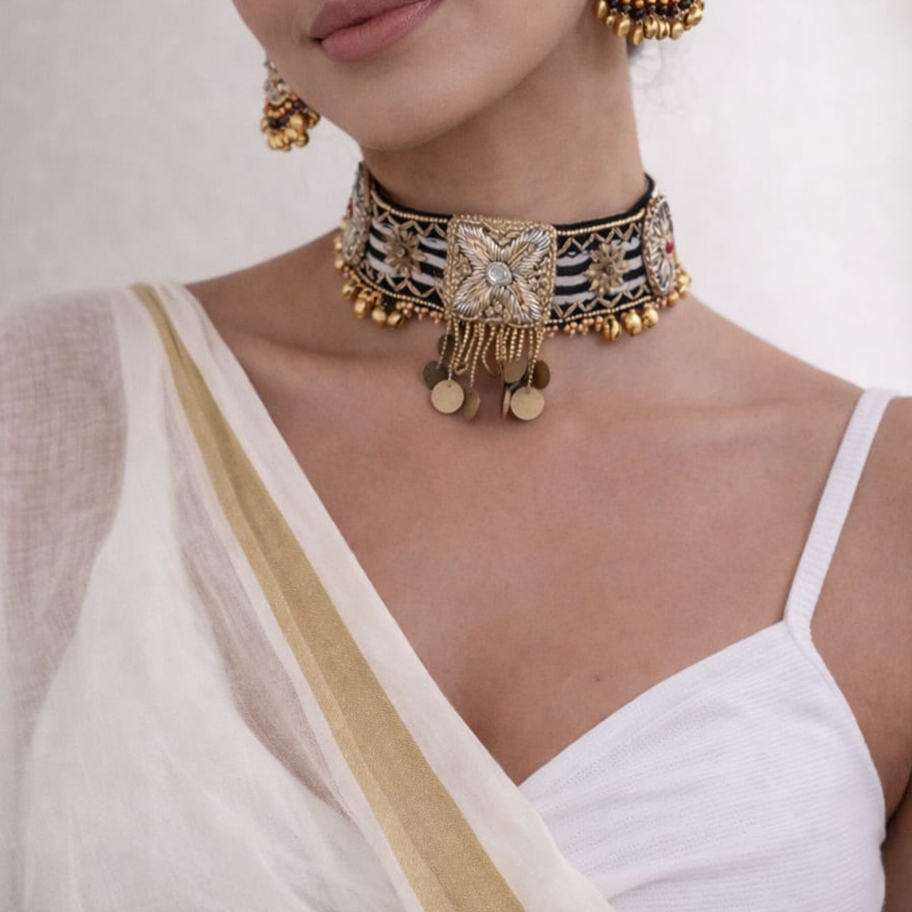 Image of Noor Stripe Choker