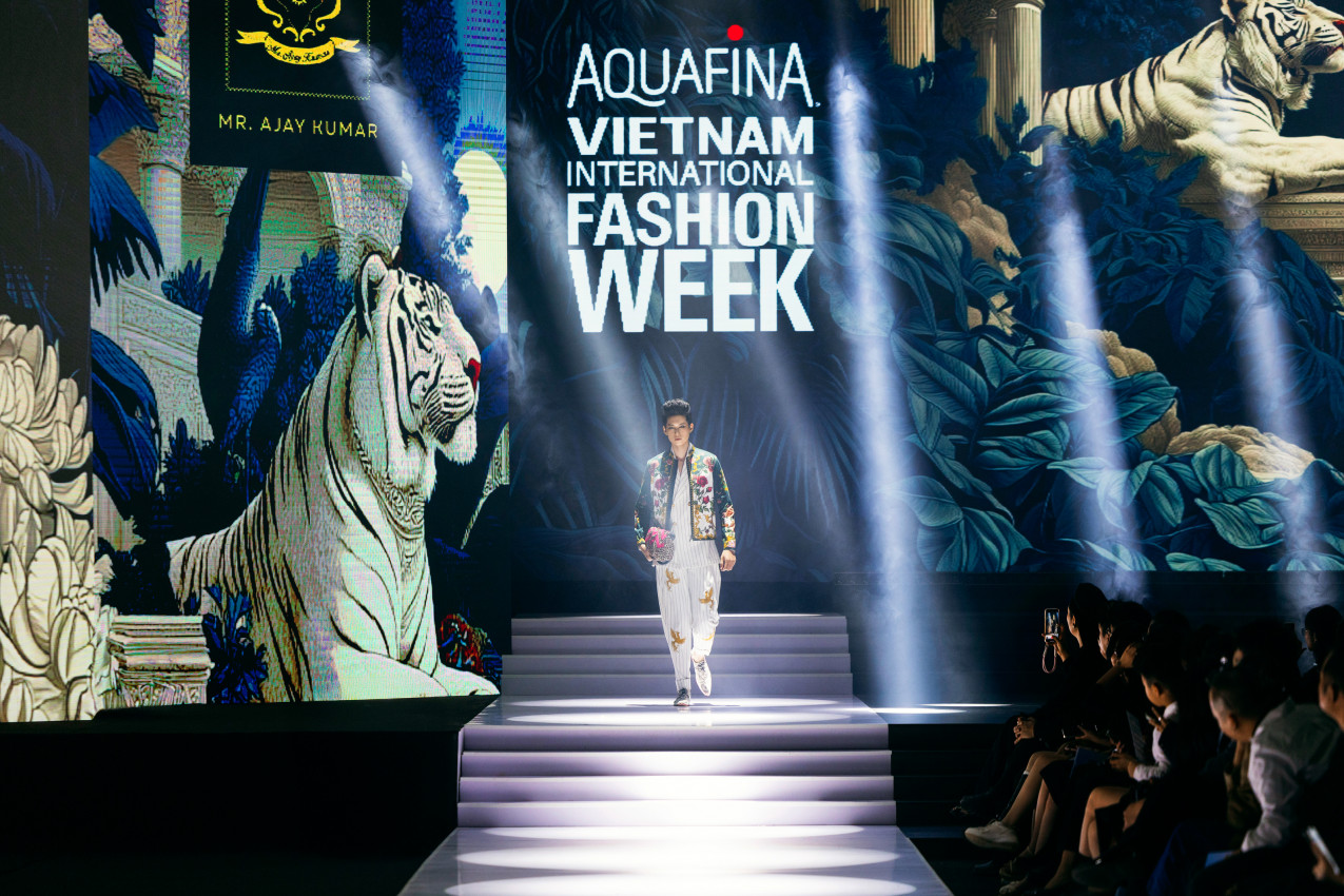 Mr. Ajay Kumar Debuts At Aquafina VIFW
