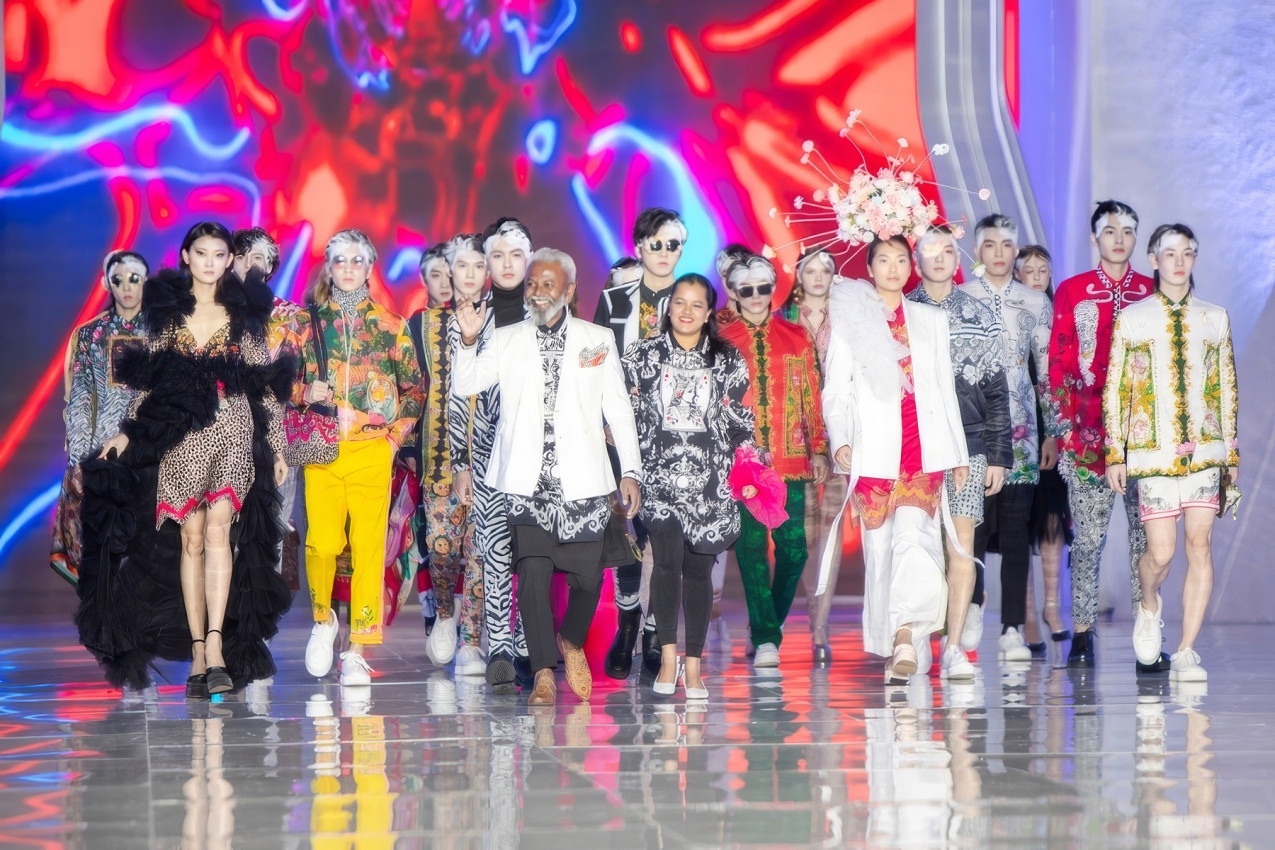 Calcutta's Mr. Ajay Kumar Travelled To Harbin Fashion Week China