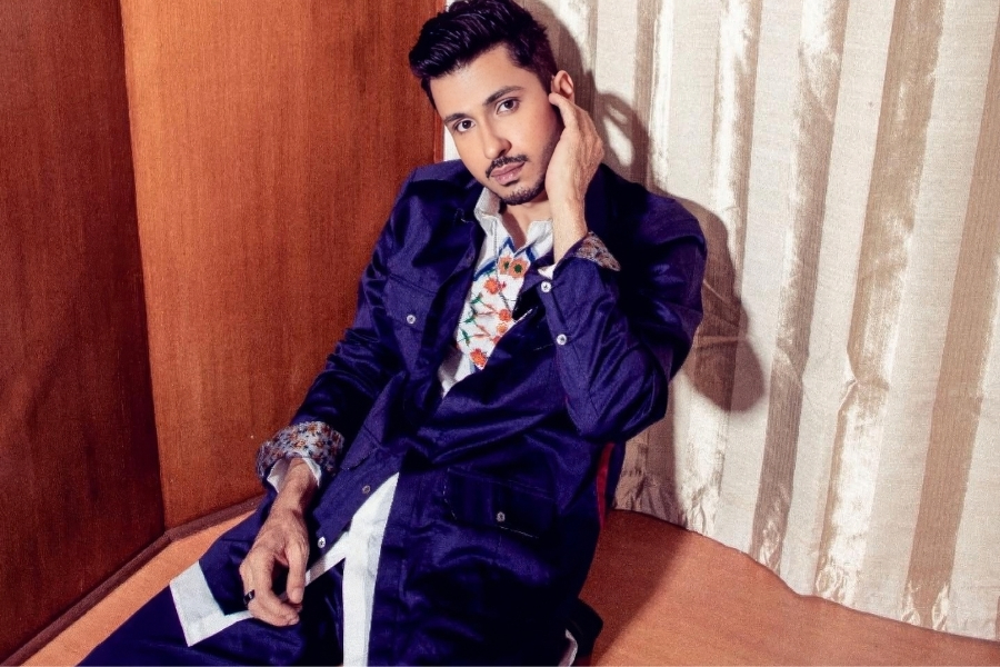 Anmol Parashar styles Mr. Ajay Kumar’s Benares printed shirts in TMM Magazine. A striking blend of heritage-inspired prints and contemporary menswear silhouettes.