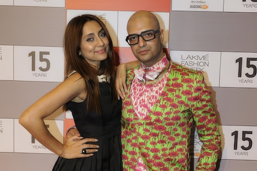 Neeraj Gaba, Lakme Fashion Week Runway Director, styles Mr. Ajay Kumar’s Dissonance back overlap jacket with Lakebed long shirt and Cadence printed trousers, showcasing bold, flamboyant menswear.