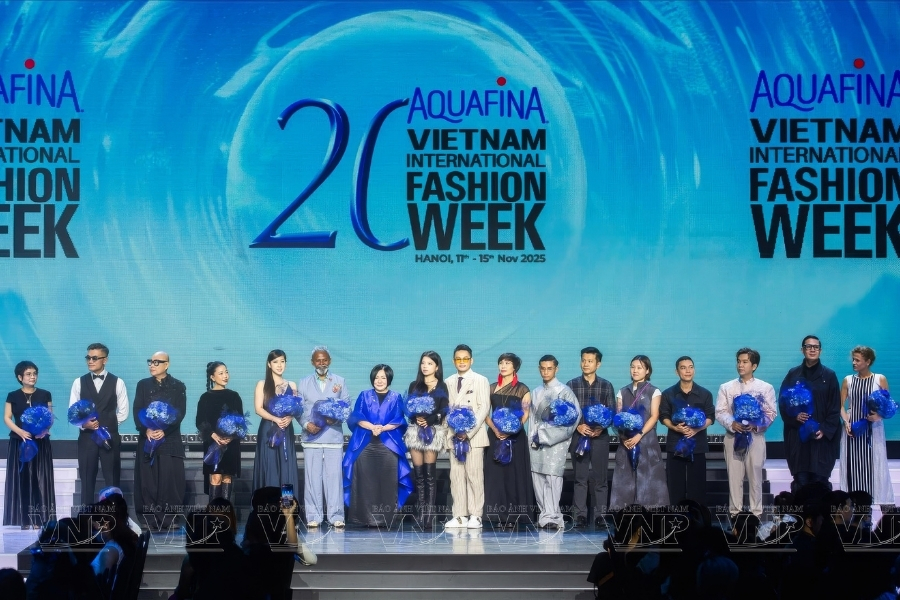 Mr. Ajay Kumar debuts at Aquafina Vietnam International Fashion Week
