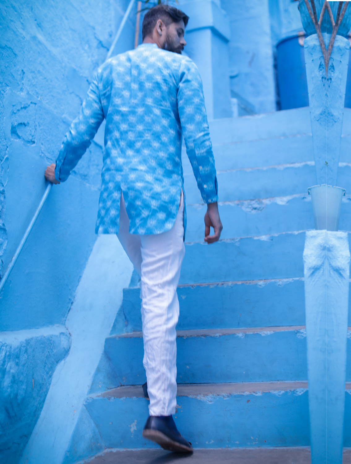 Classic White Linen Pants Back