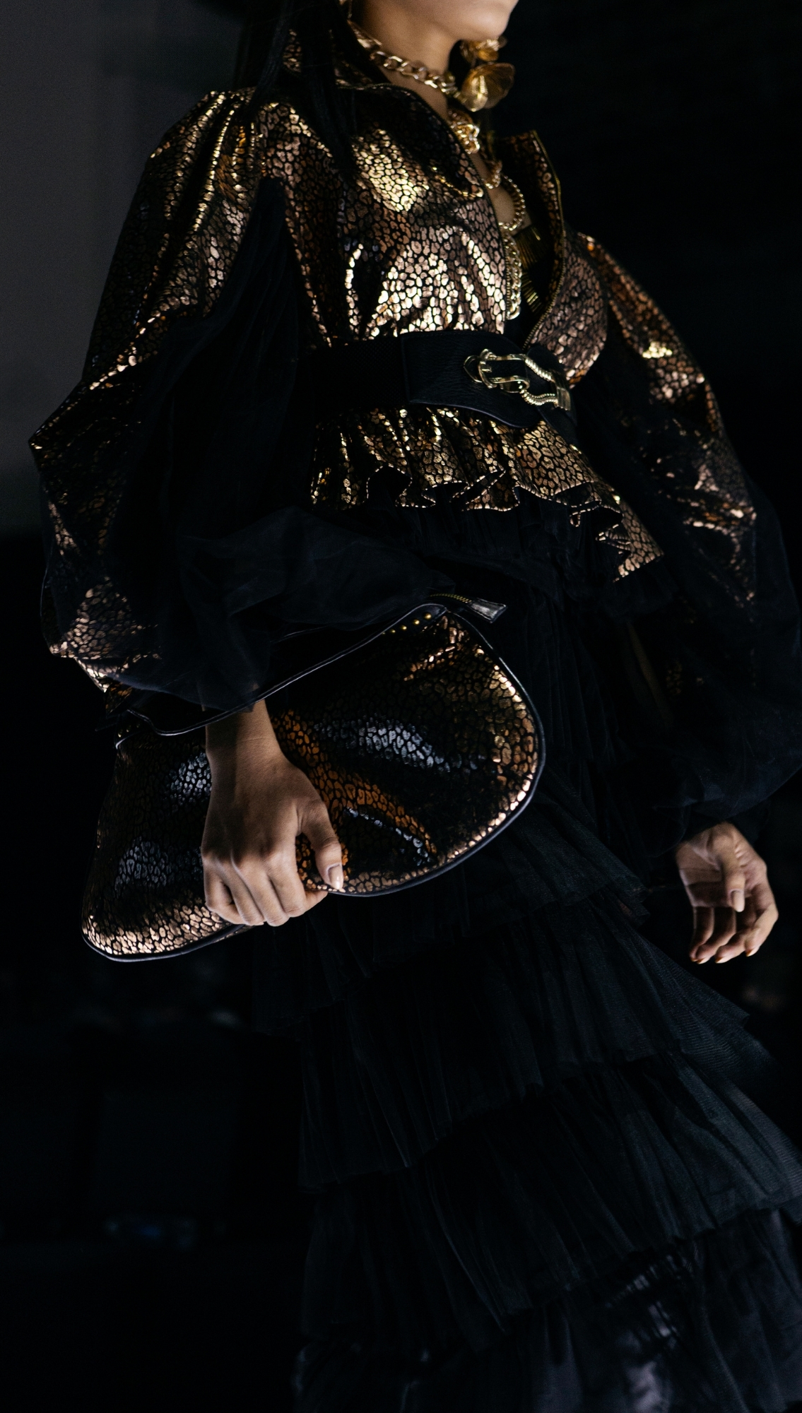 Look 10 2025 Vietnam International Fashion Week