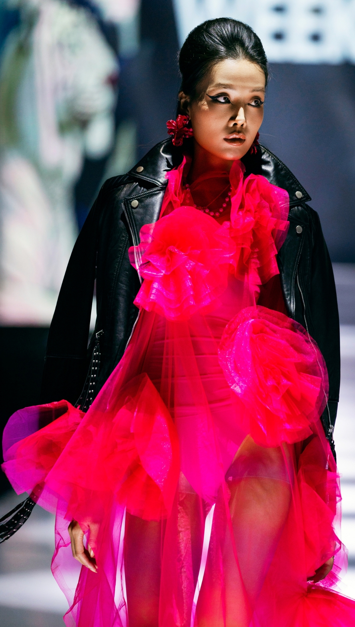 Look 12 2025 Vietnam International Fashion Week