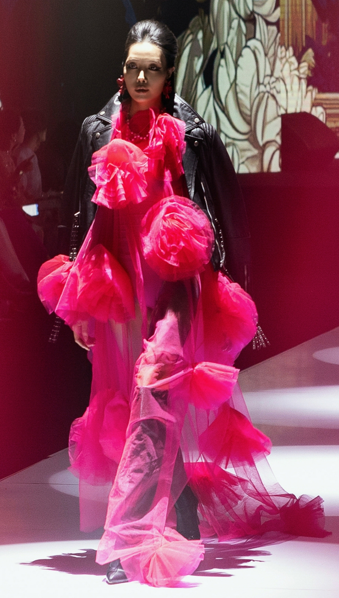 Look 12 2025 Vietnam International Fashion Week