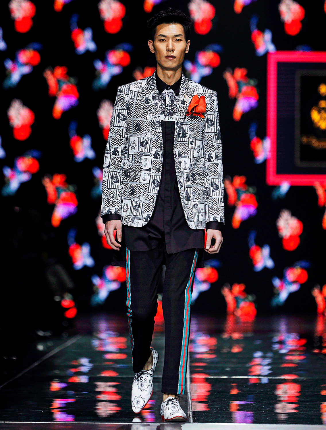 Hawkins Monochrome Printed Suit