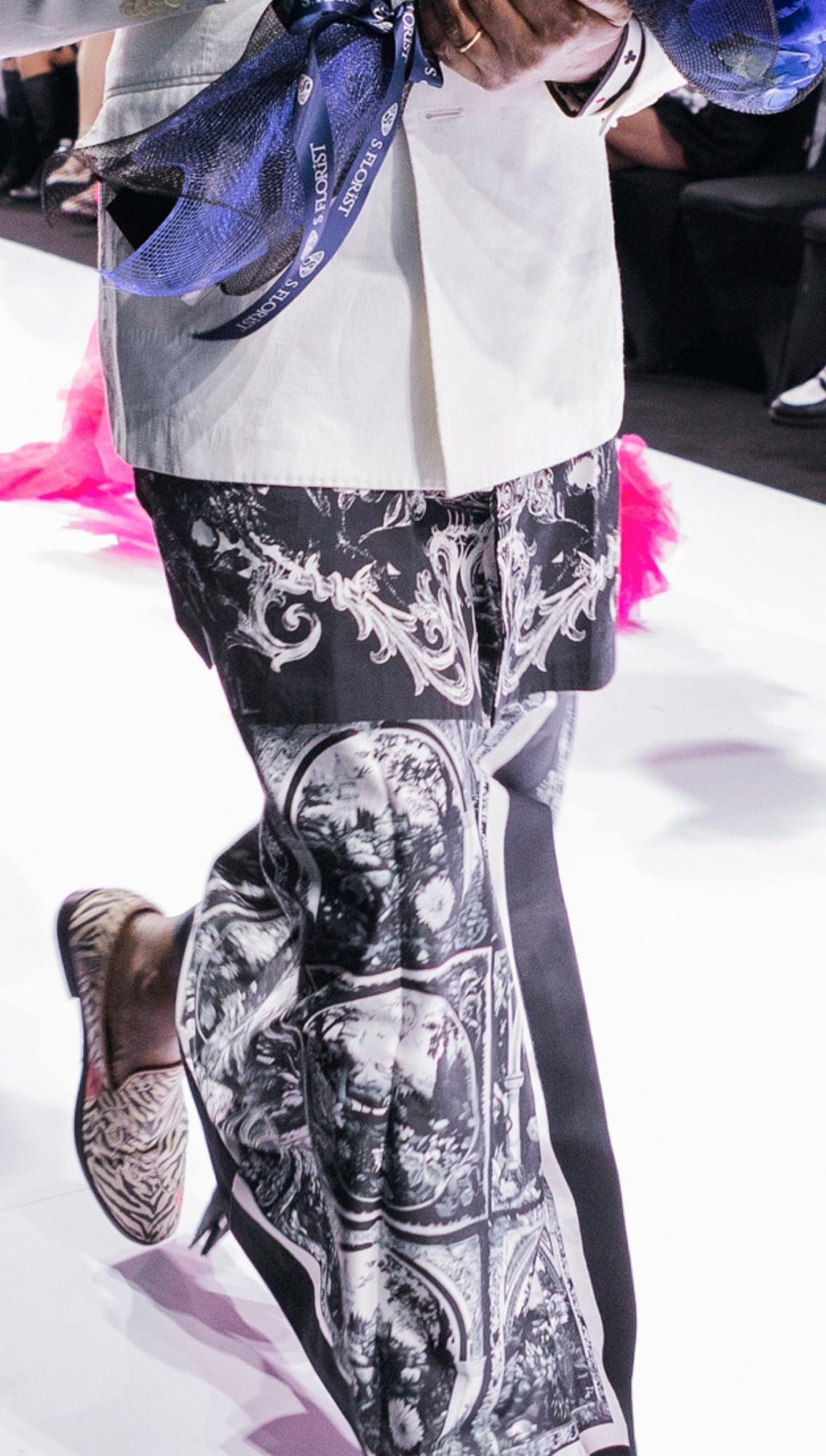 Look 29 2025 Vietnam International Fashion Week