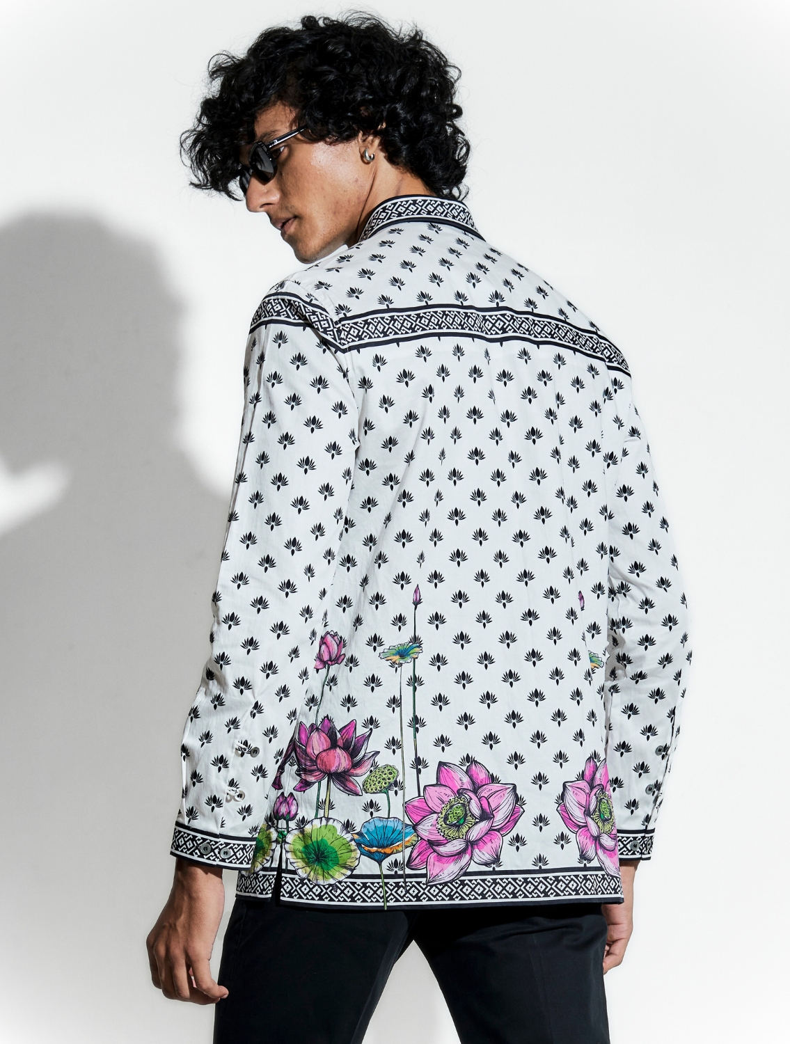 Nelumbo Black Printed Shirt