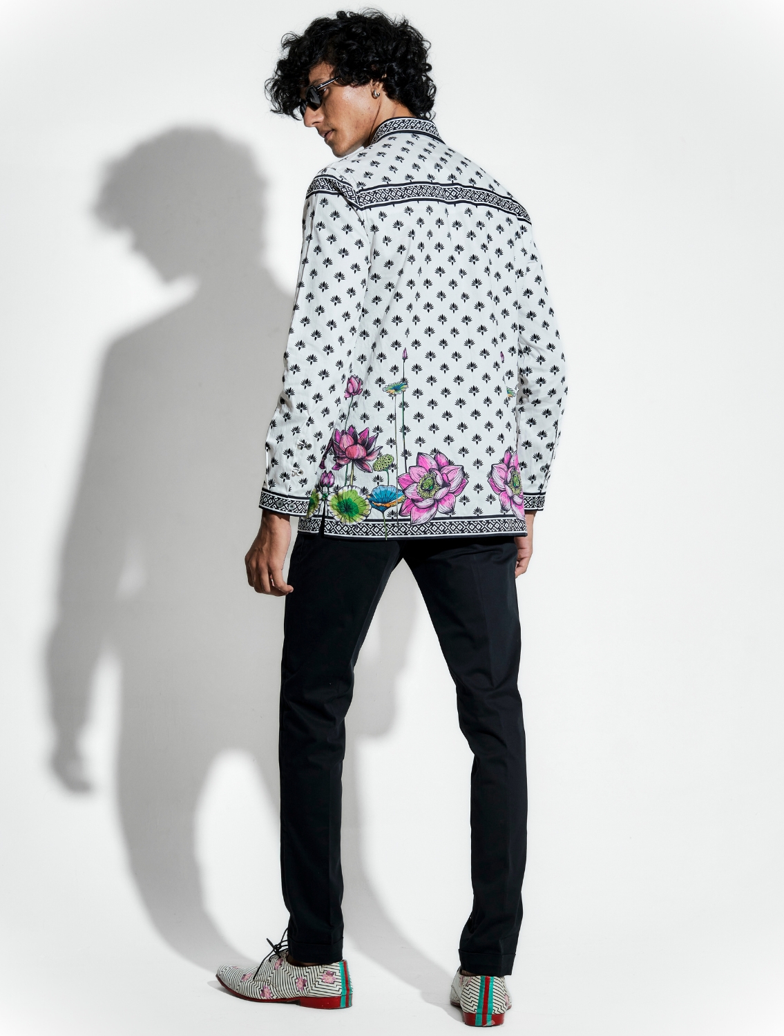 Nelumbo Black Shirt