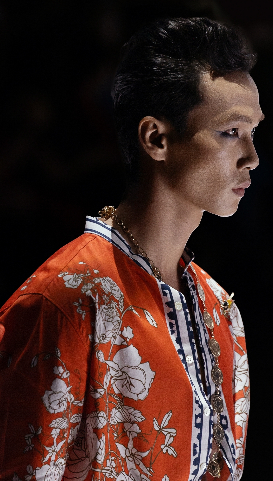 Look 04 2025 Vietnam International Fashion Week