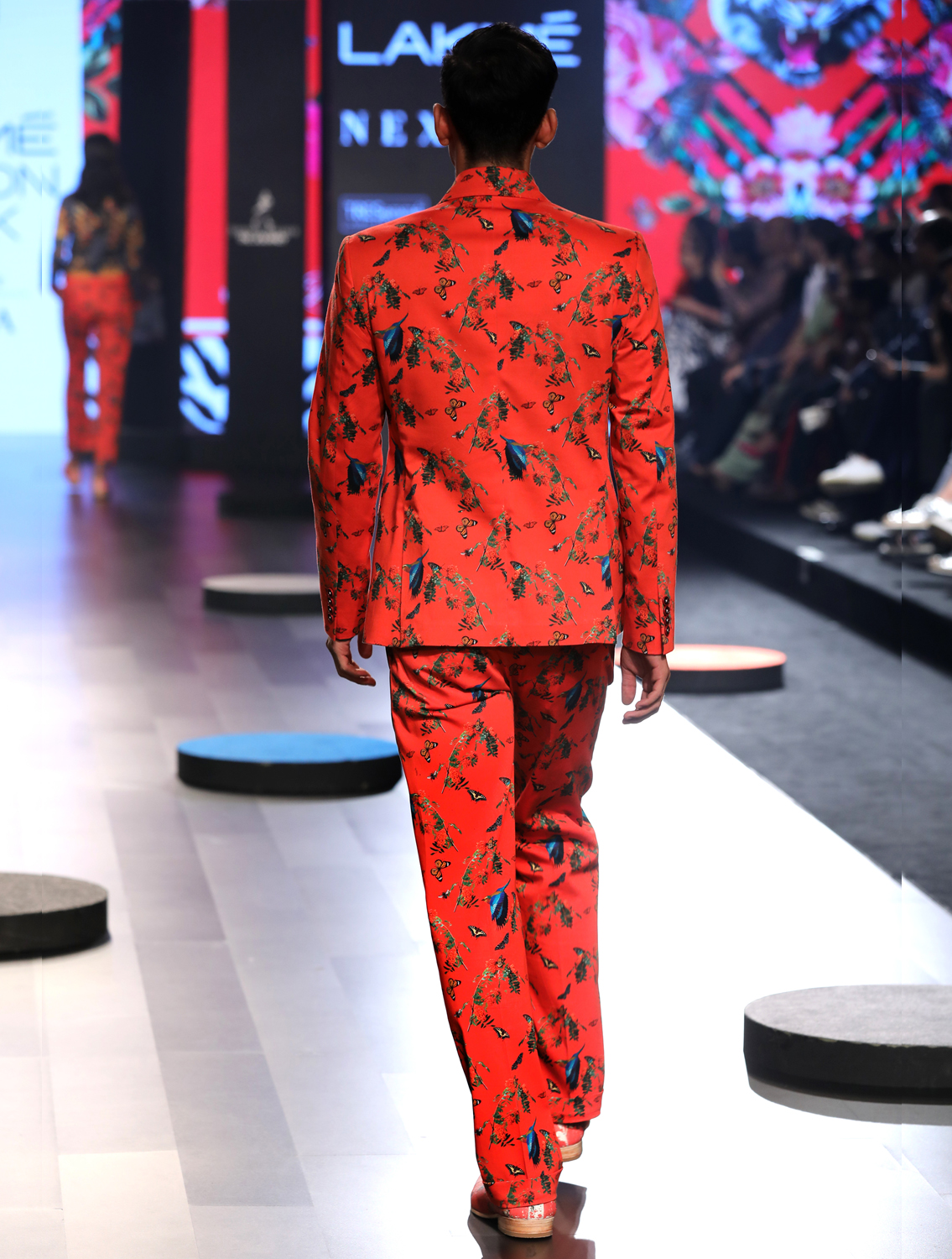 Hemis Double-Breasted Printed Blazer Back