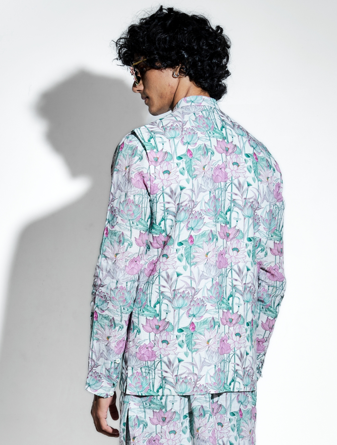Keshava Lotus Linen Bundi