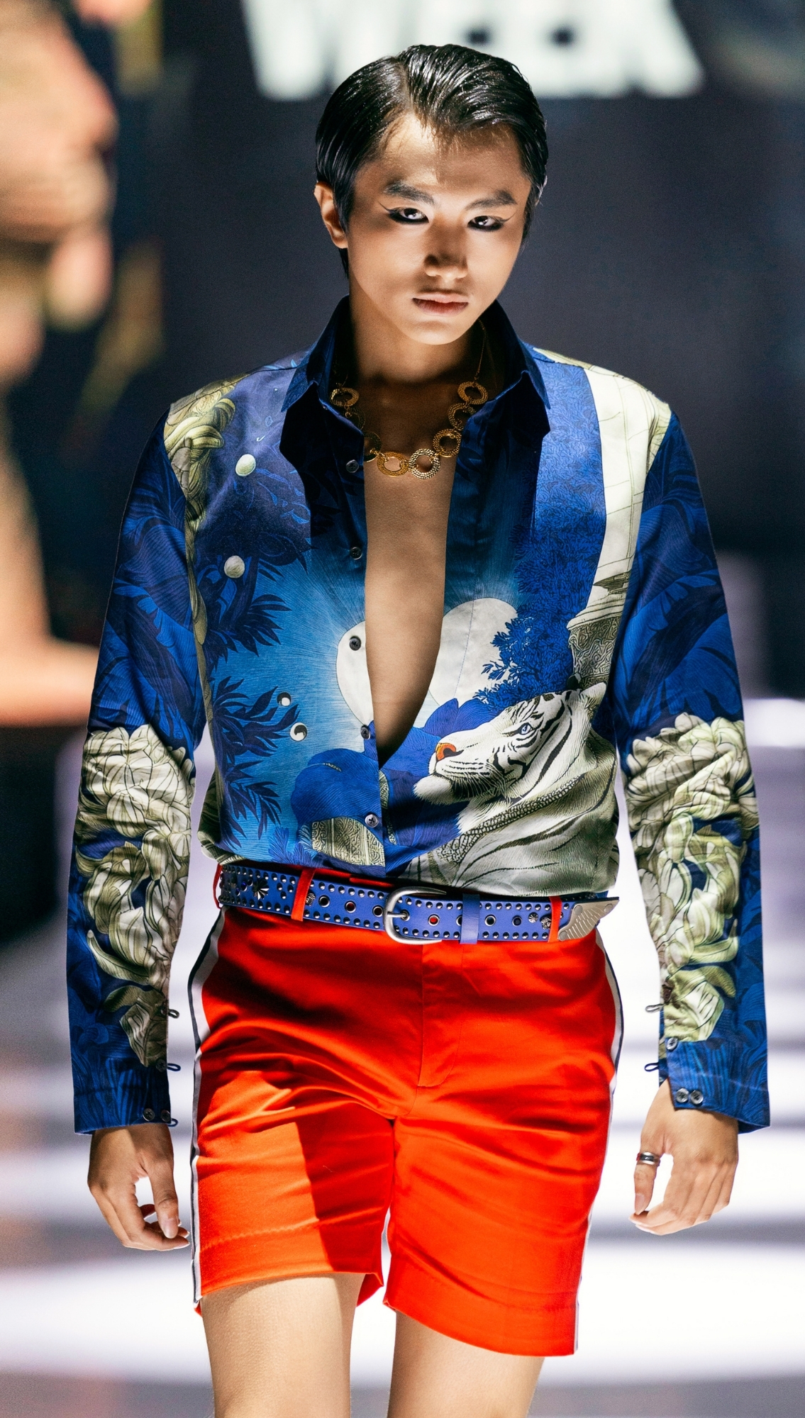 Look 22 2025 Vietnam International Fashion Week