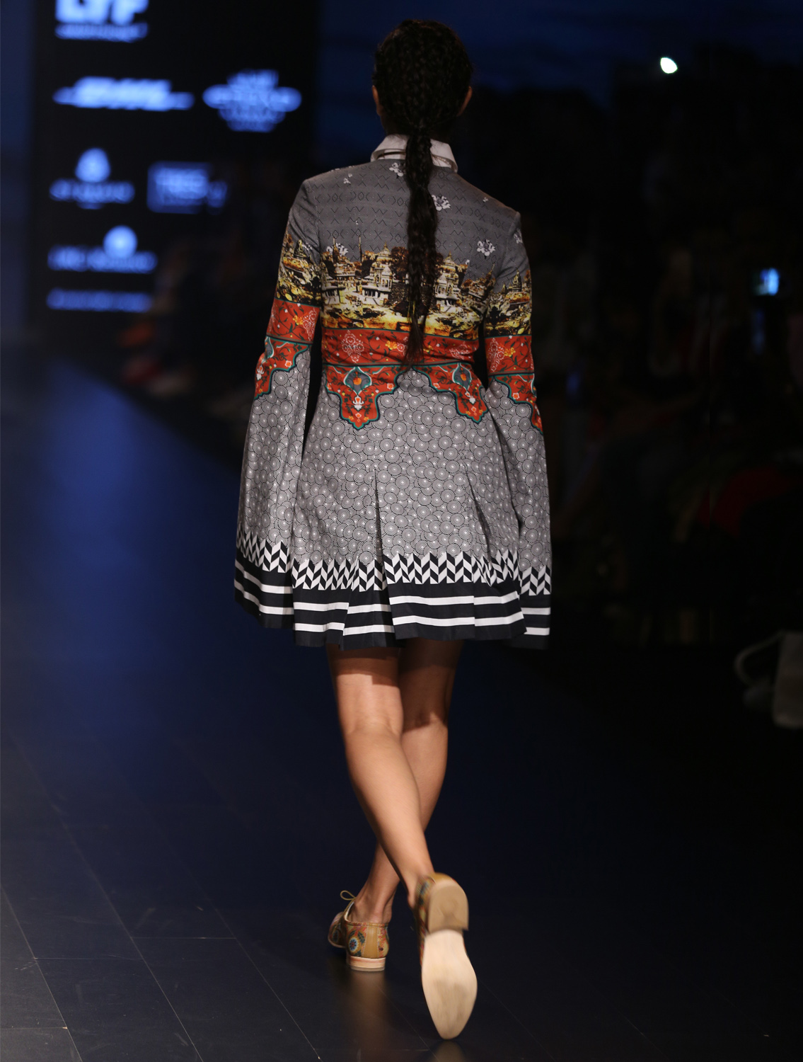 Mahotsav Slit Sleeve Short Dress Back