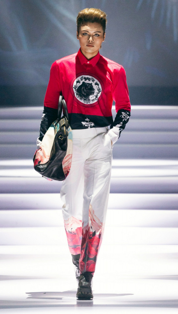 Image of Look 08 | 2025 Vietnam International Fashion Week