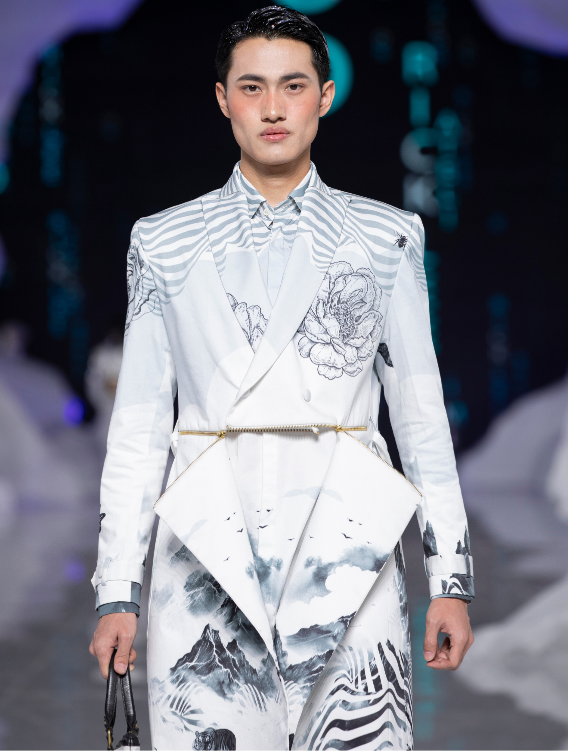 White HindKush Signature Trenchcoat Set