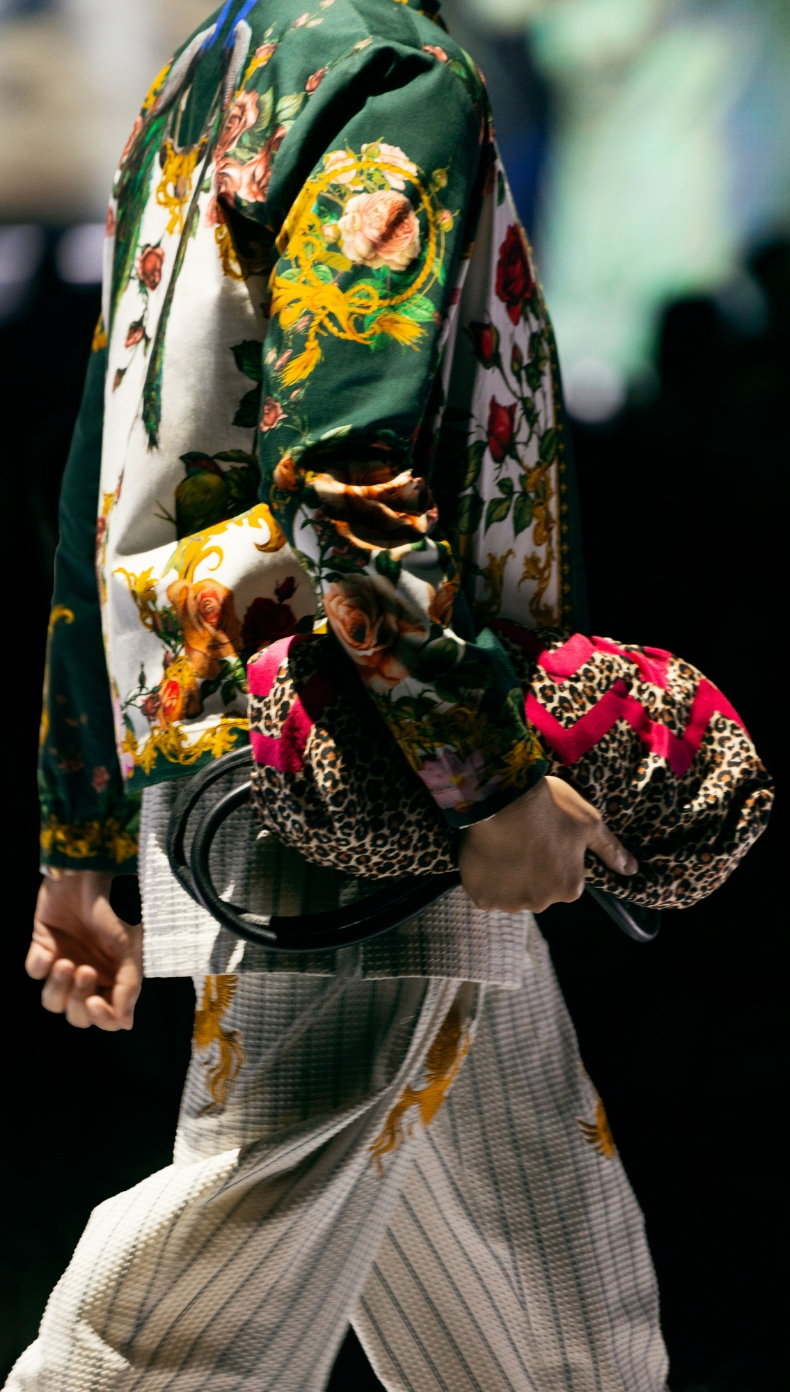 Look 01 2025 Vietnam International Fashion Week