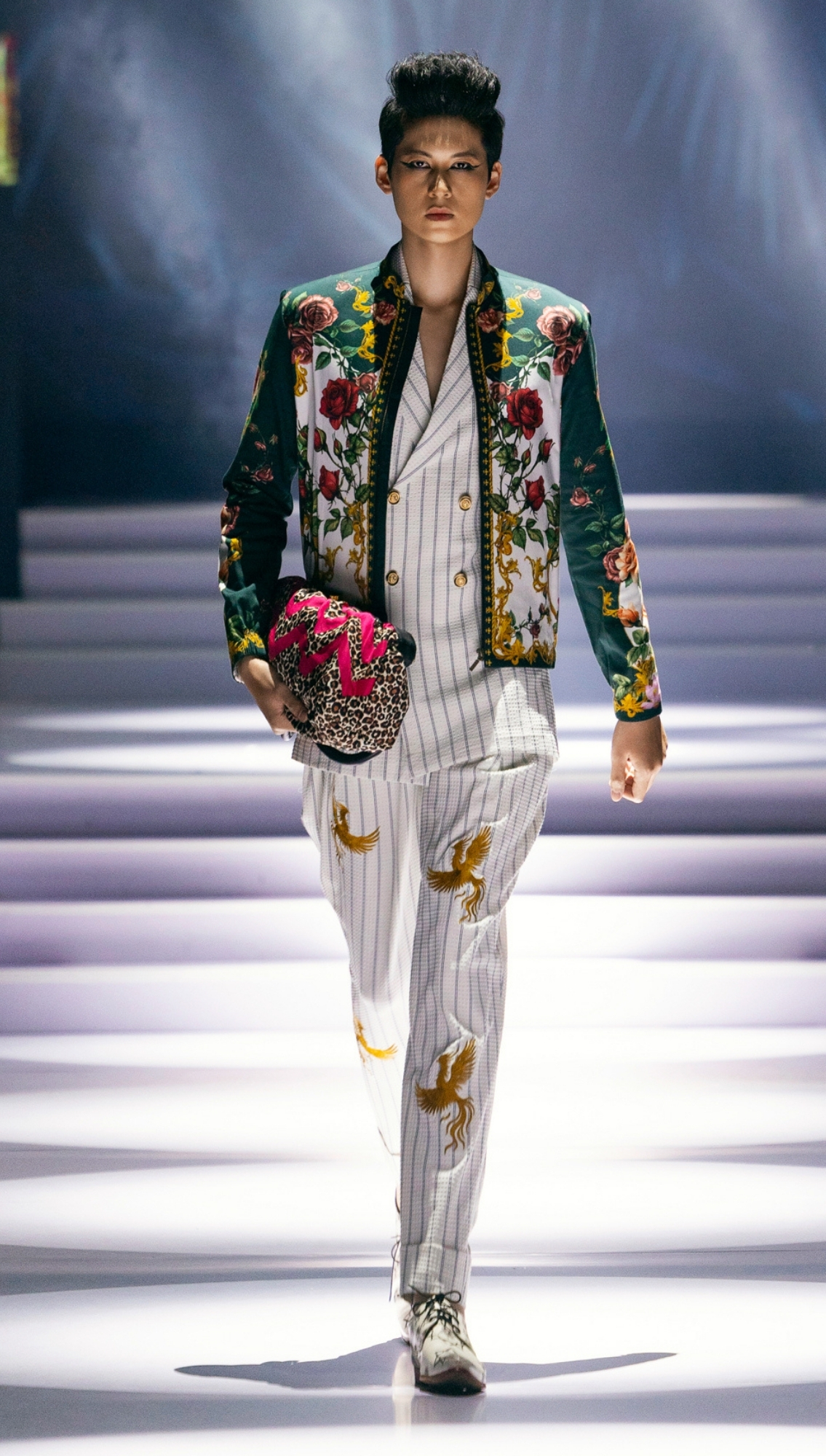 Look 01 2025 Vietnam International Fashion Week