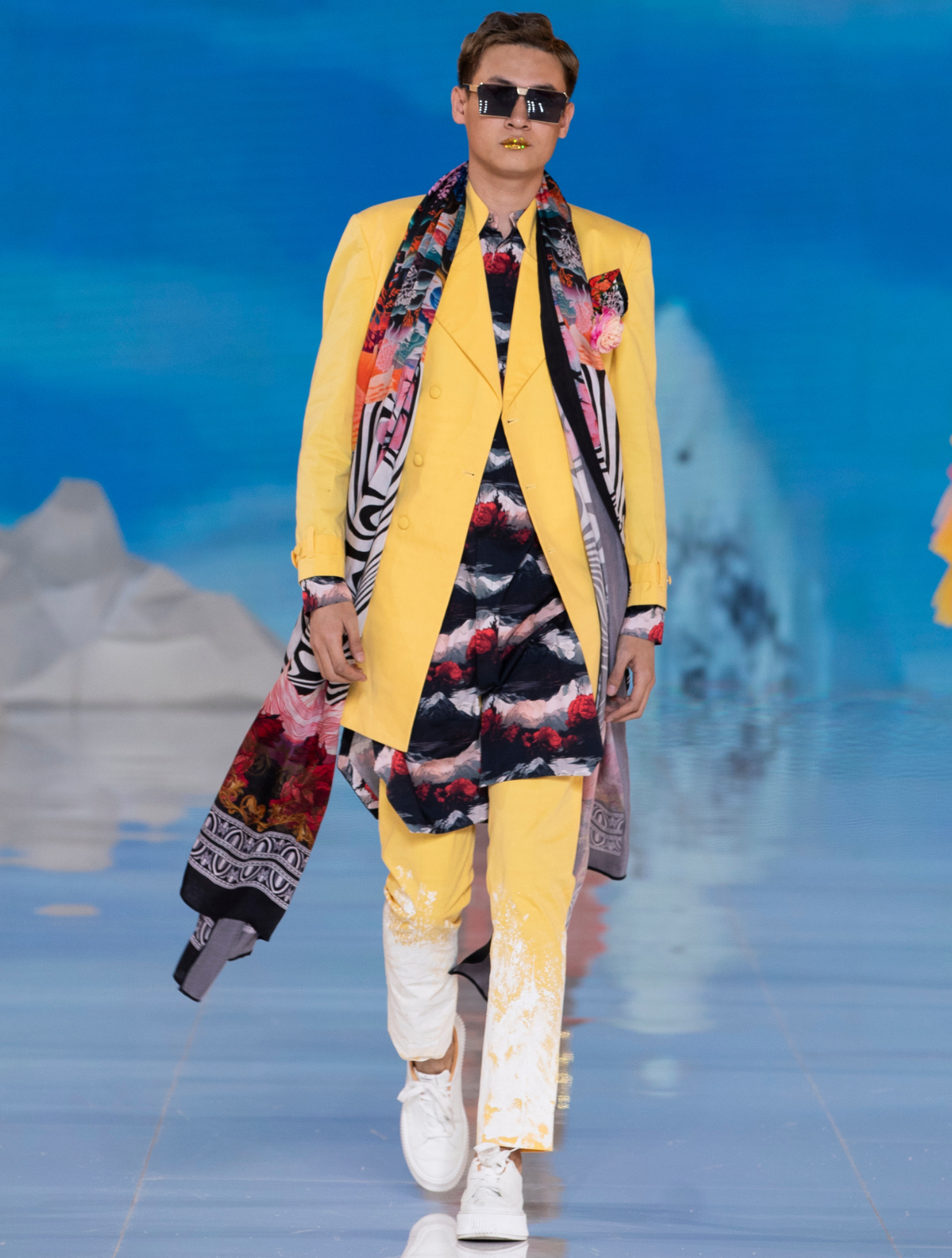 Paradise Yellow Trenchcoat Set