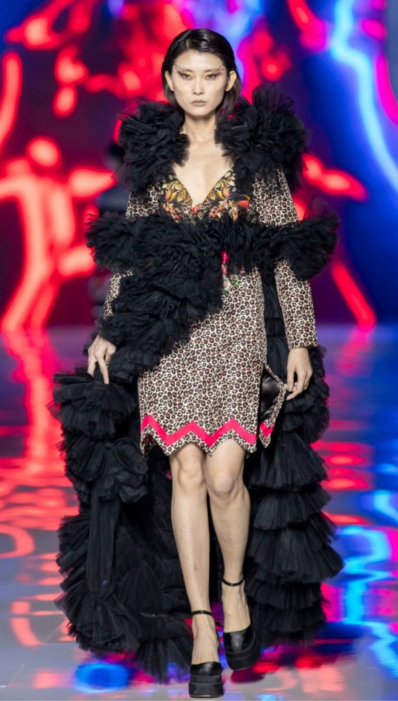 LOOK 26 | 2025 Harbin Fashion Week, China