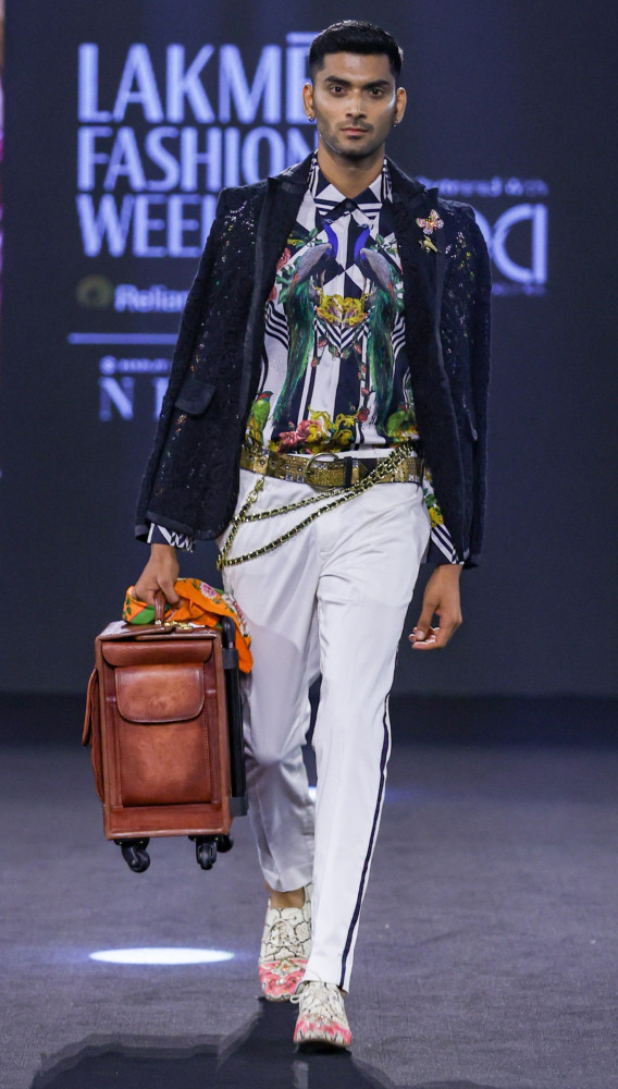 Image of Look 14 | 2025 Lakme Fashion Week India