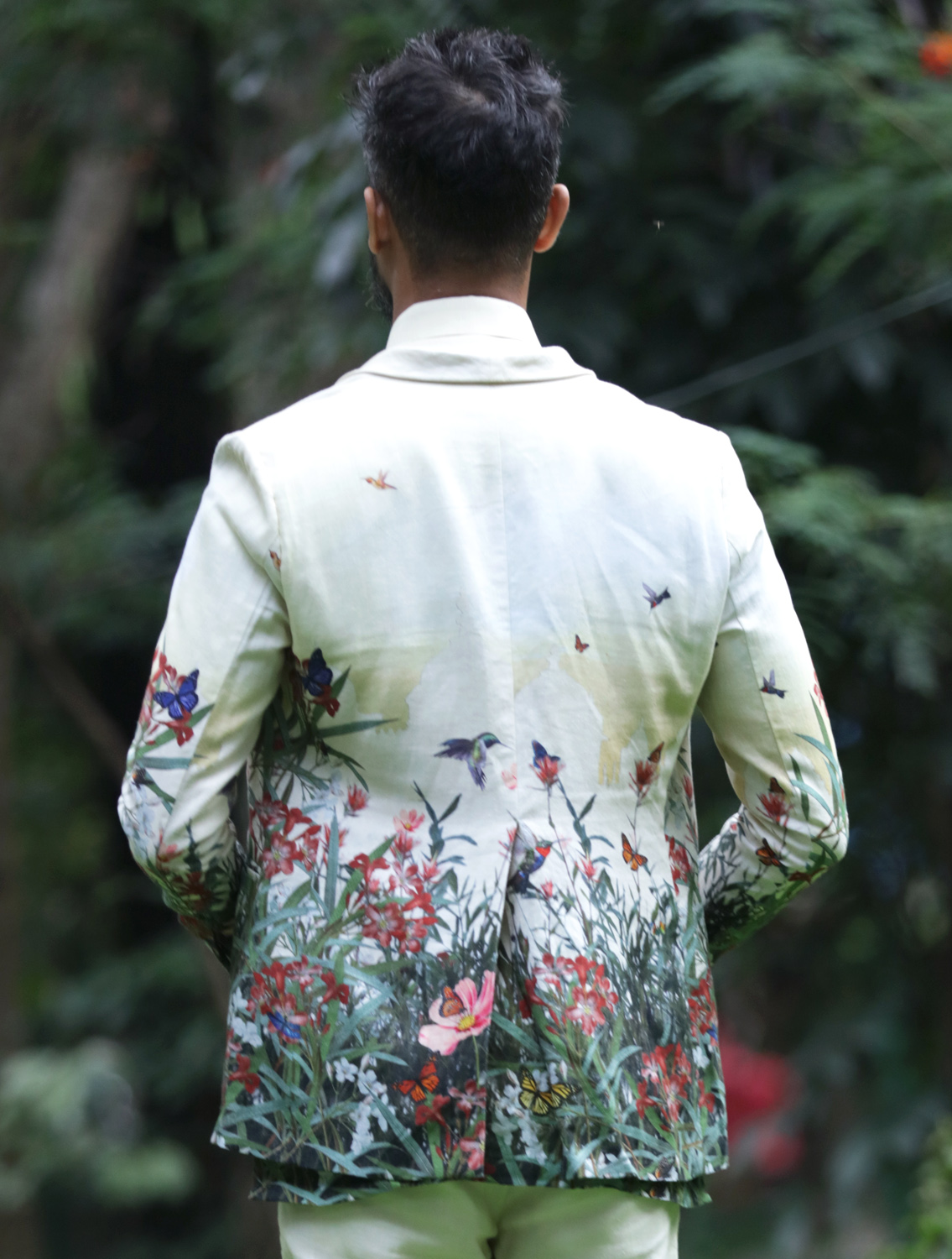 Gardenia Linen Blazer