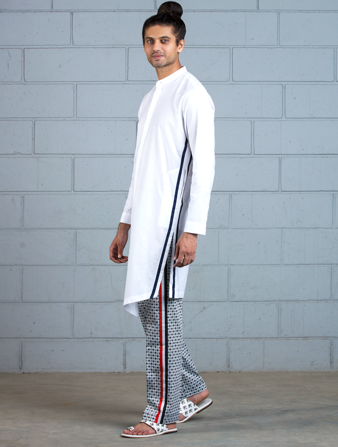 Kortajon Handloom Cotton Kurta with Striper on Sides