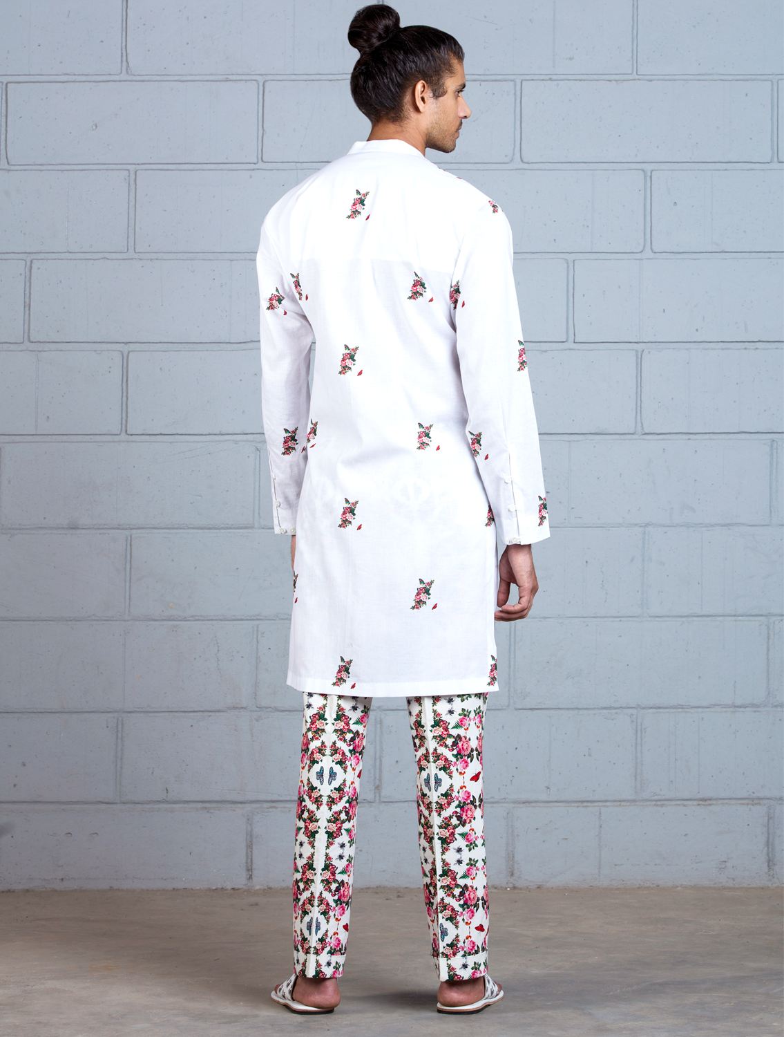 Buta Kurta with Printed Pyjamas