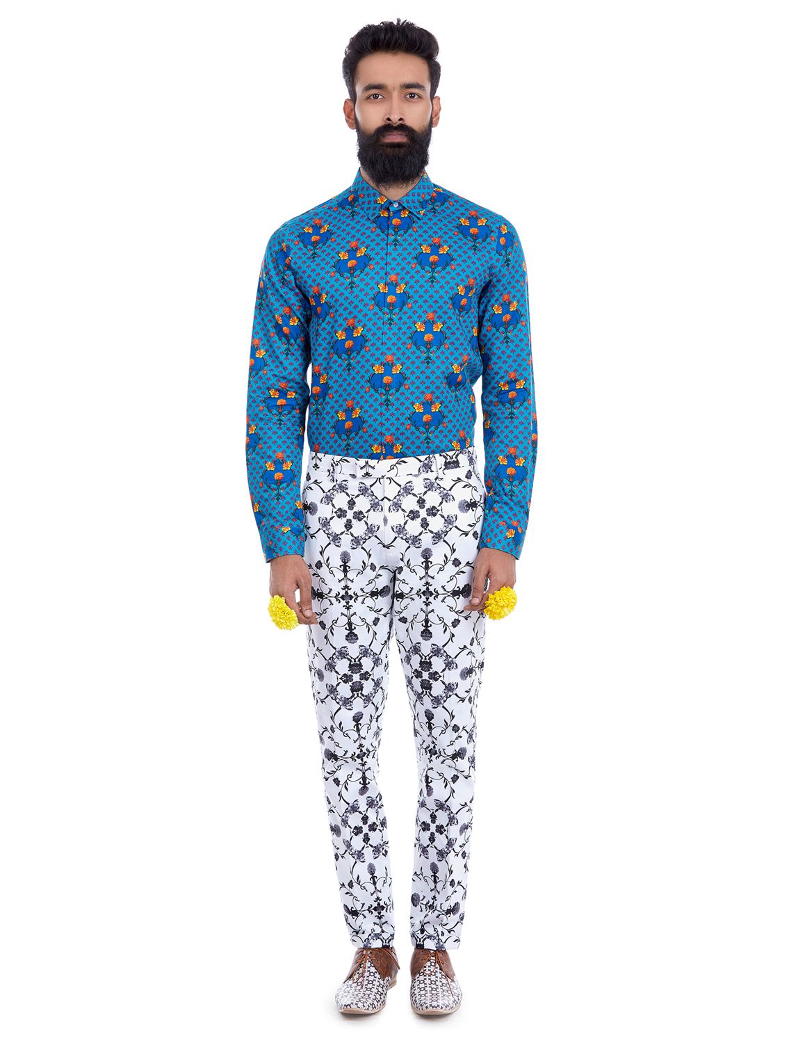 Shirt in all-over Ustaad print