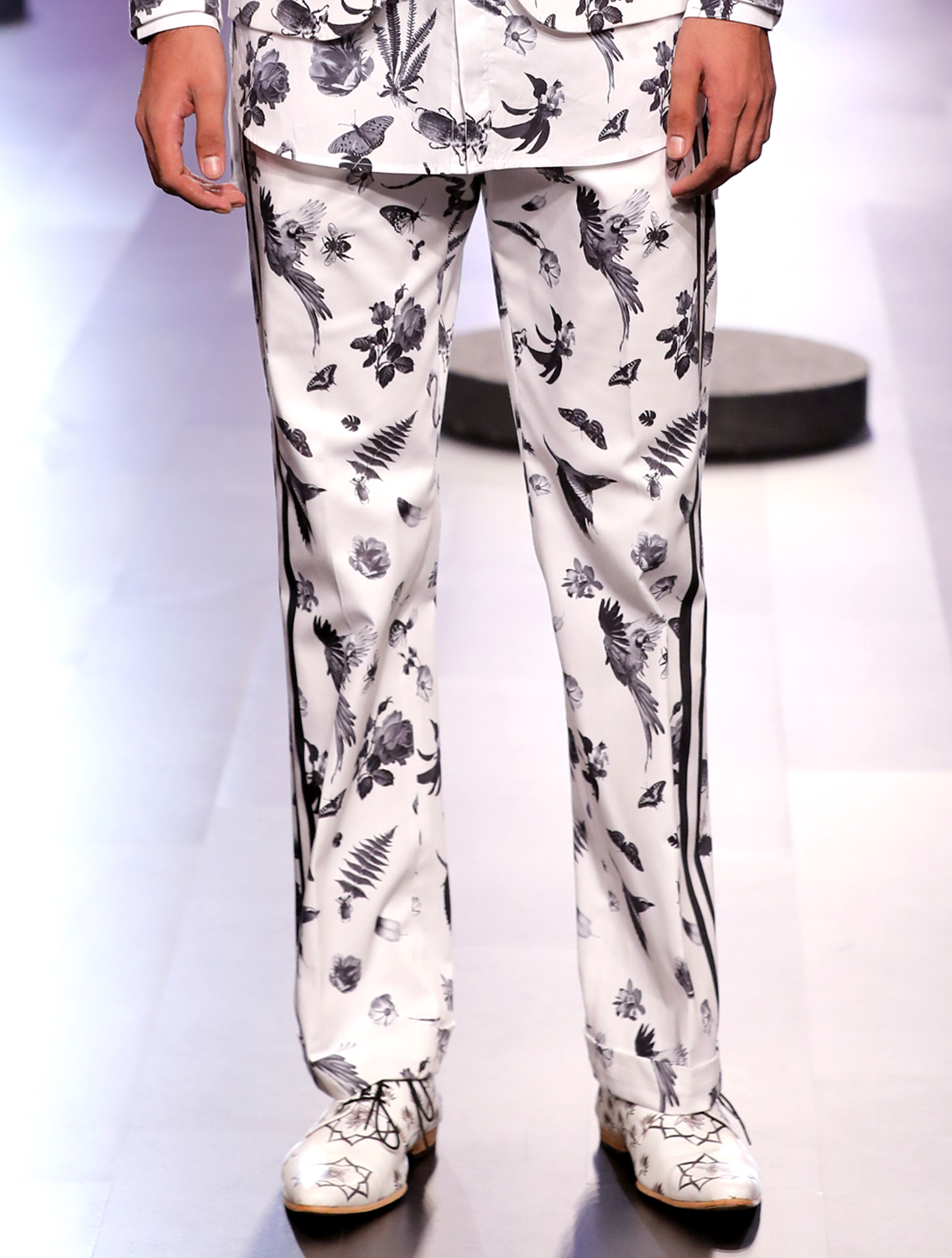 Shere All-over Printed Trousers with Striper on Sides