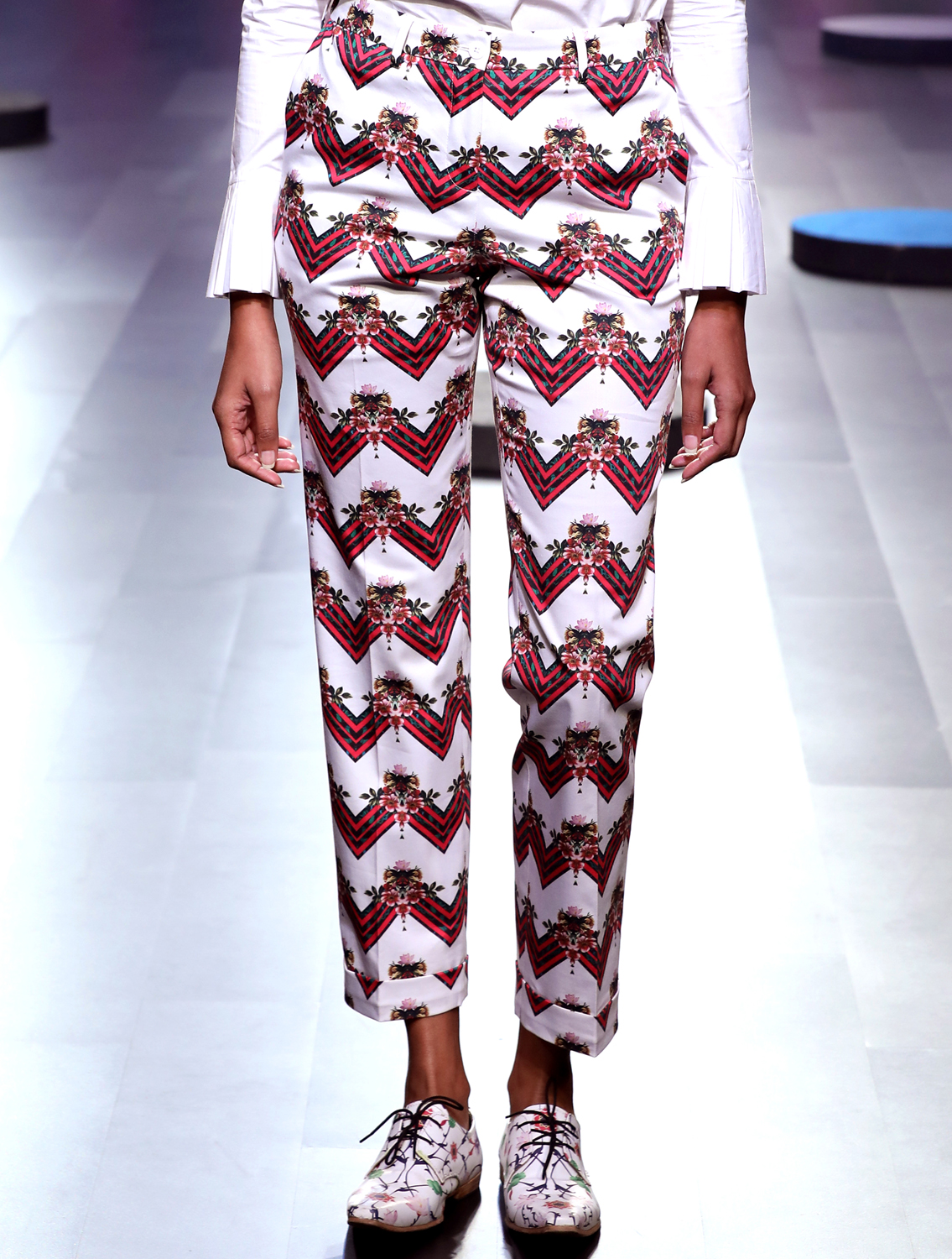 Leo Chevron Printed Pants