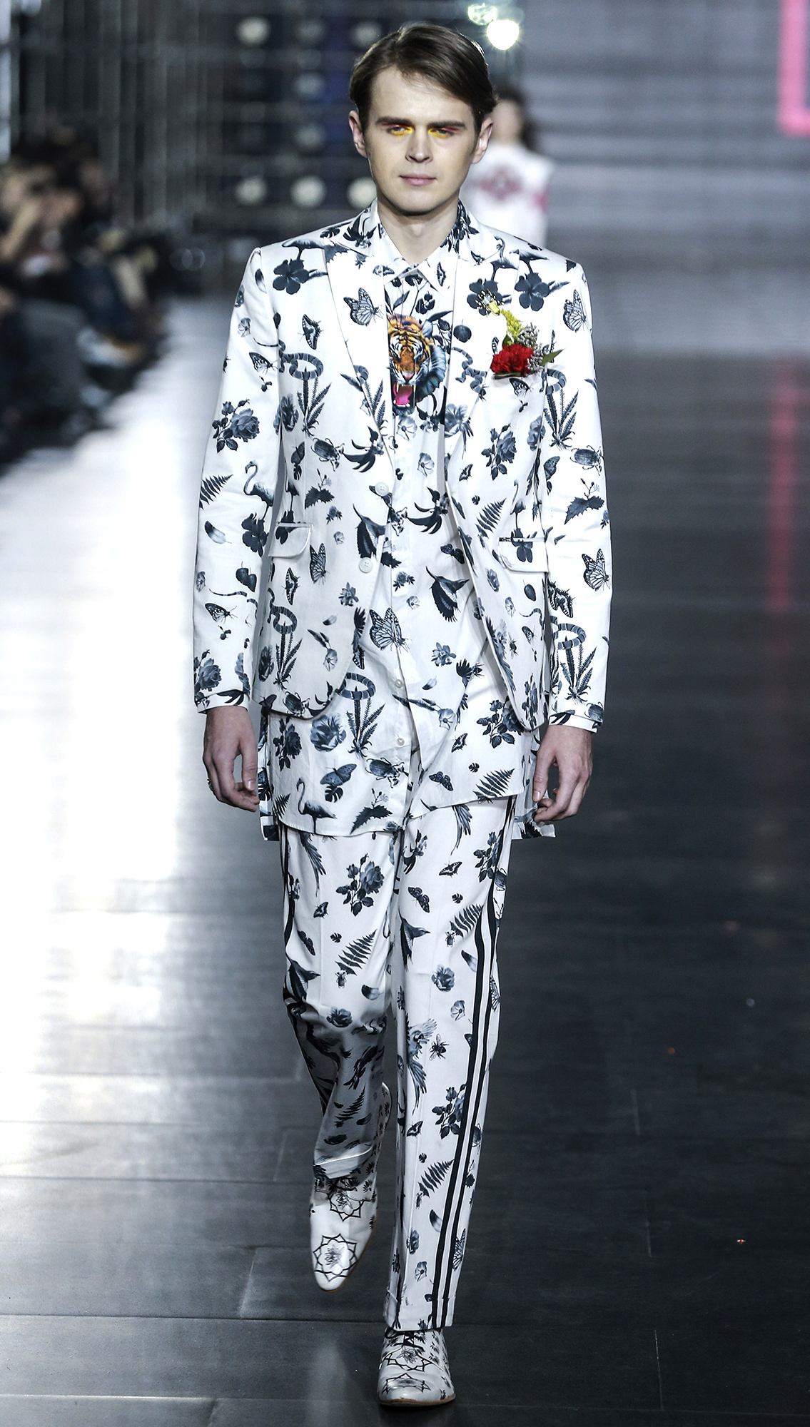 Bengal Printed Blazer Sundarban Shirt Shere All-over Printed Pants with Striper on Sides