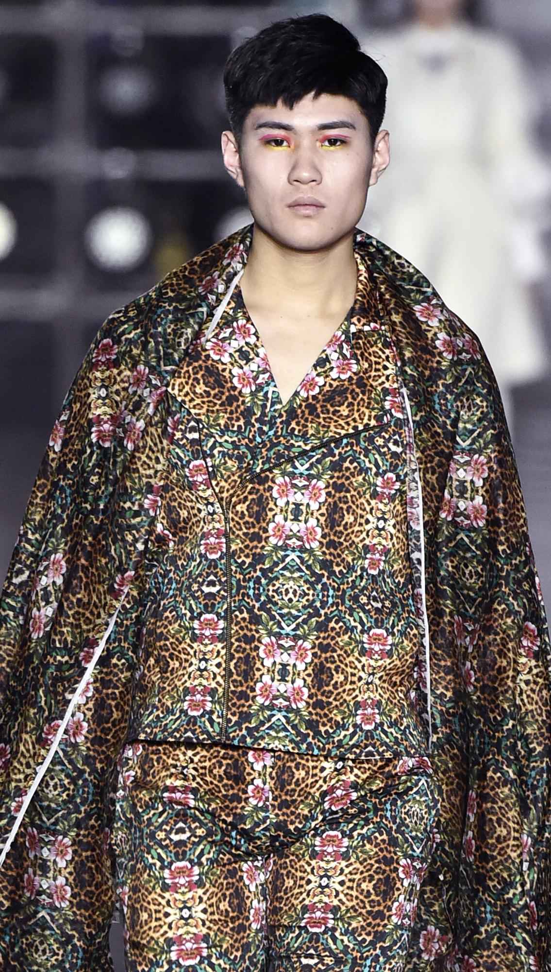 Side Zipper Biker Jacket Matching Trousers in Leopard print