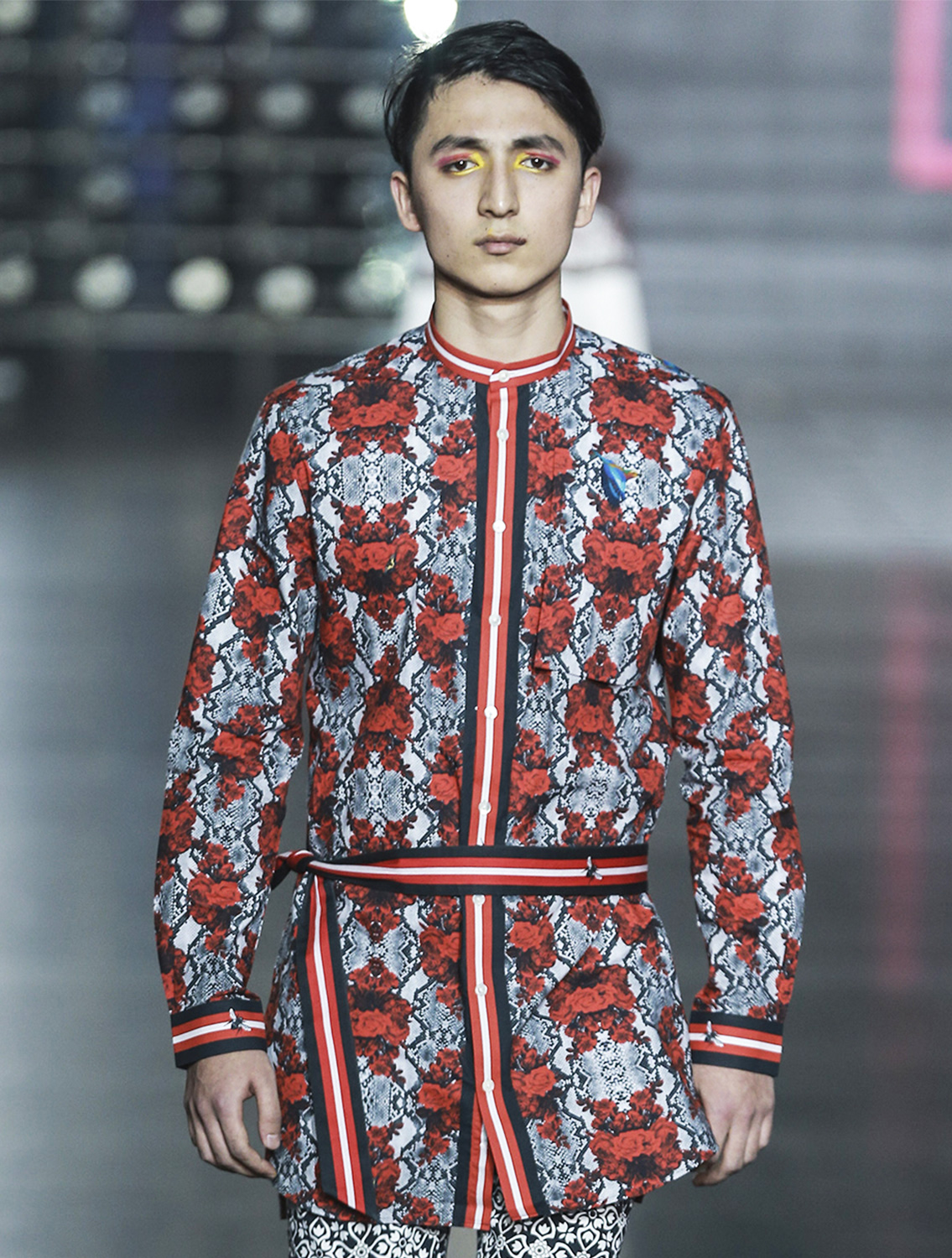 LeoRose Shirt with Striper Placket Striper Wasitband