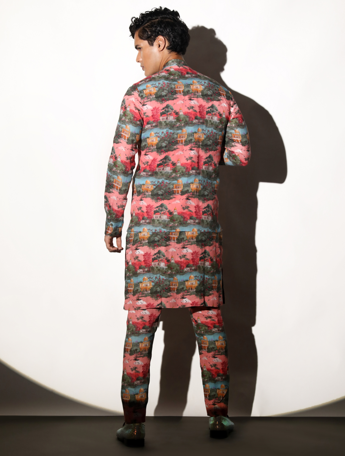 Narain All-over Linen Bundi