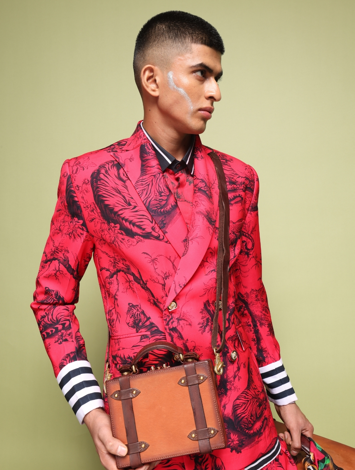 Juoy Red Double Breasted Printed Suit