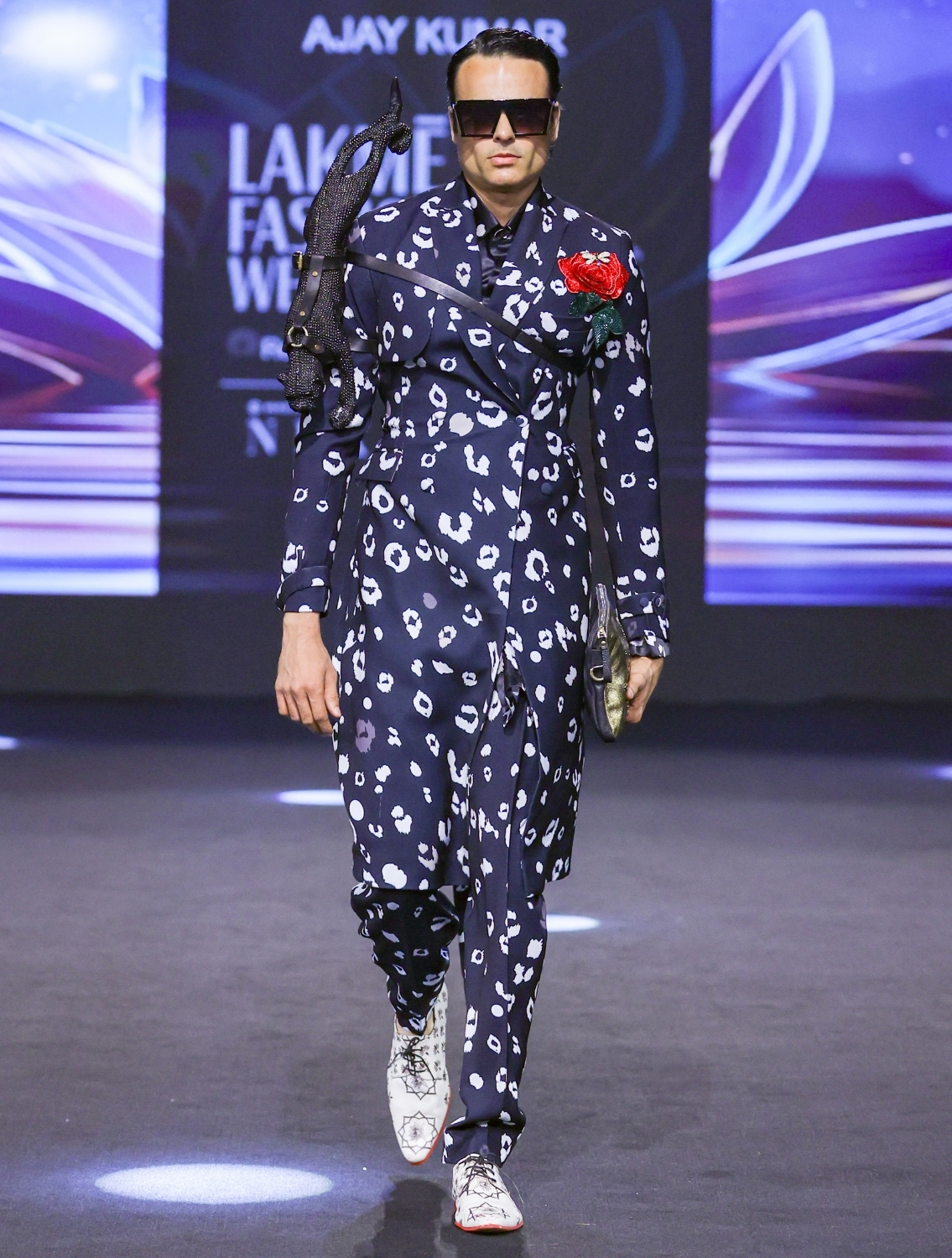 Jubatus Cheetah Printed Trenchcoat Set