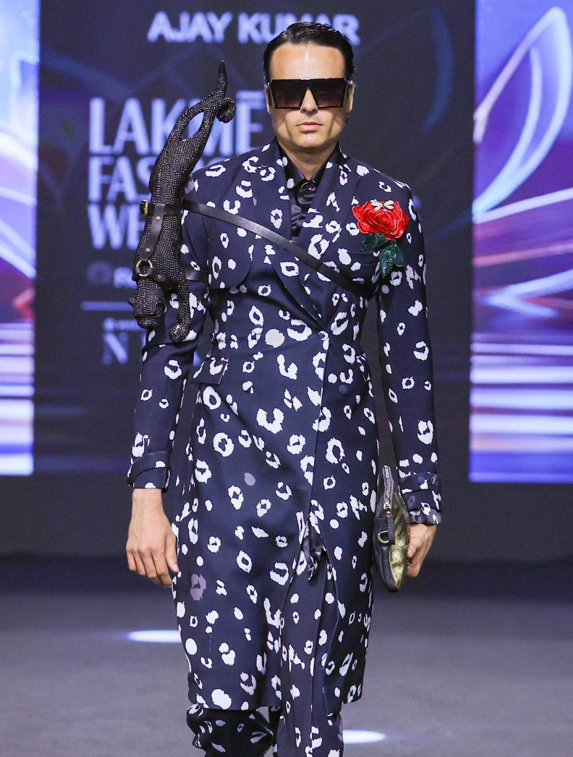 Jubatus Cheetah Printed Trenchcoat Set