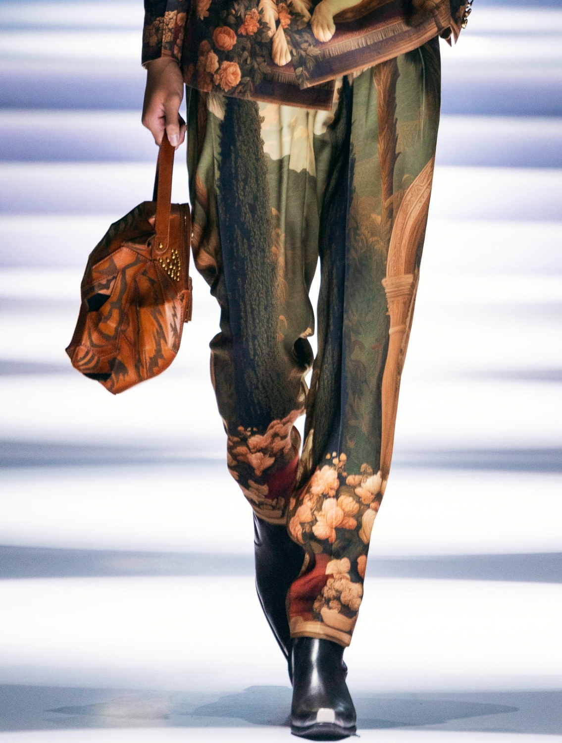 Doric Double Breasted Printed Suit